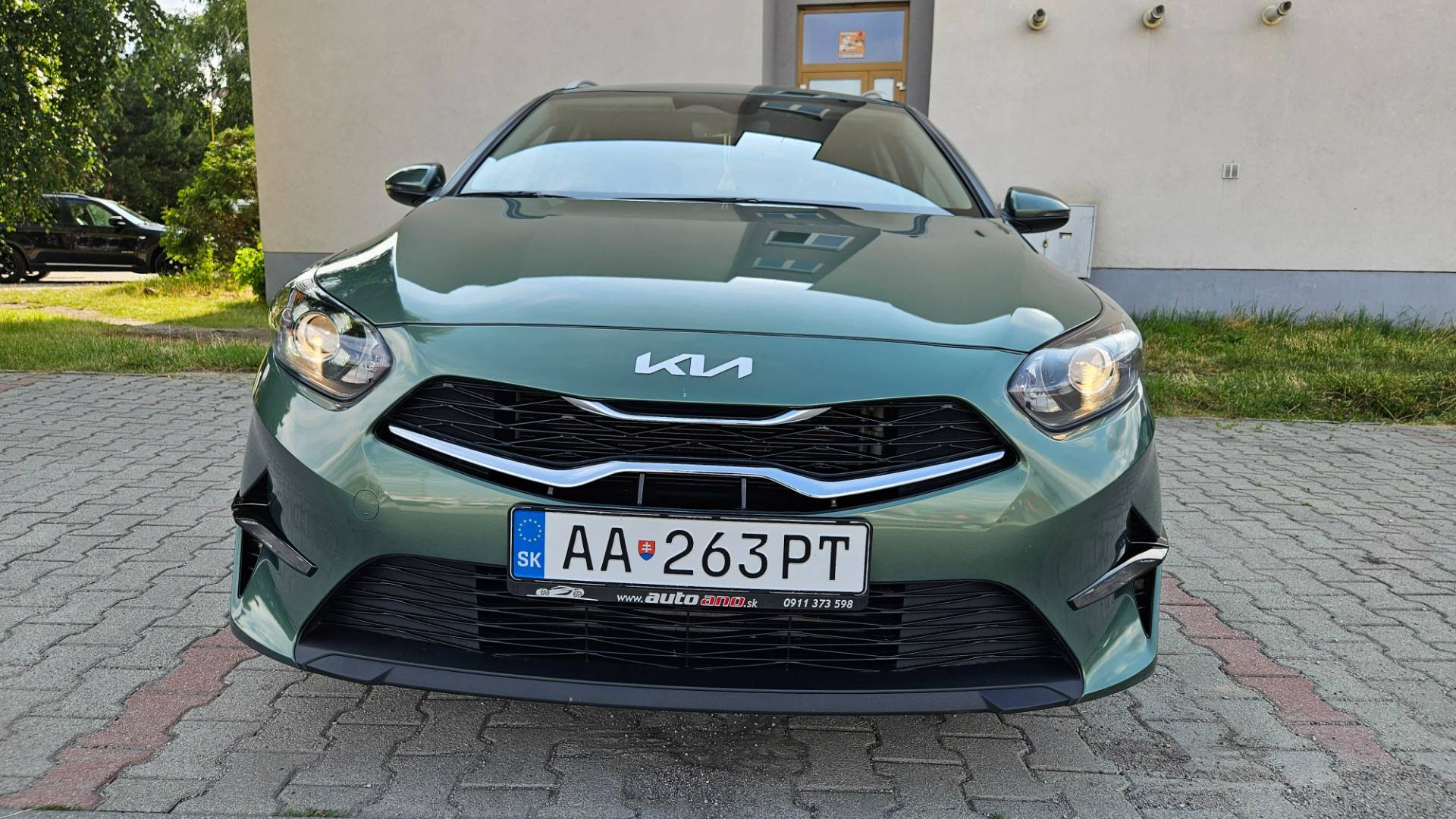 Kia Ceed SW 1.5 T-GDi Gold – Obrázok 31