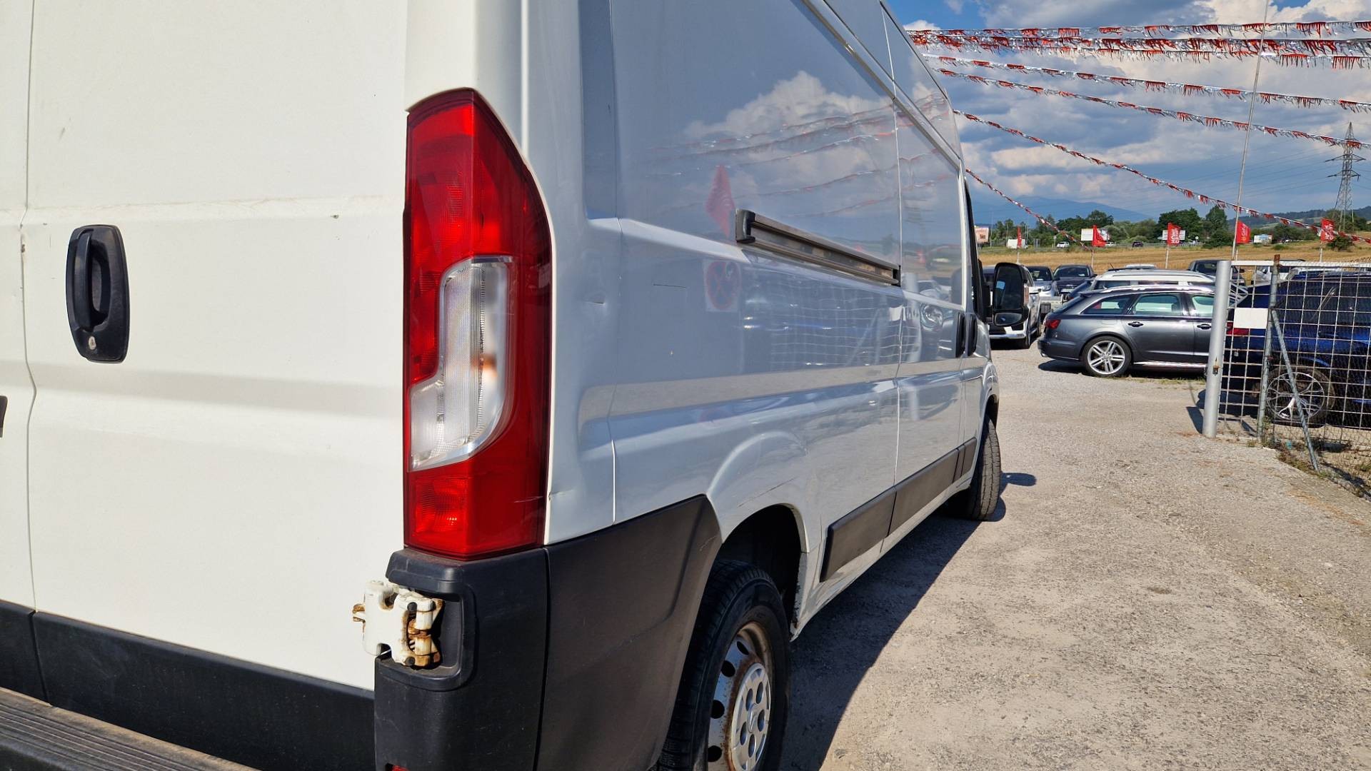 Citroën Jumper Furgon 2.2 BlueHDi 140k 35 L3H2 – Obrázok 10