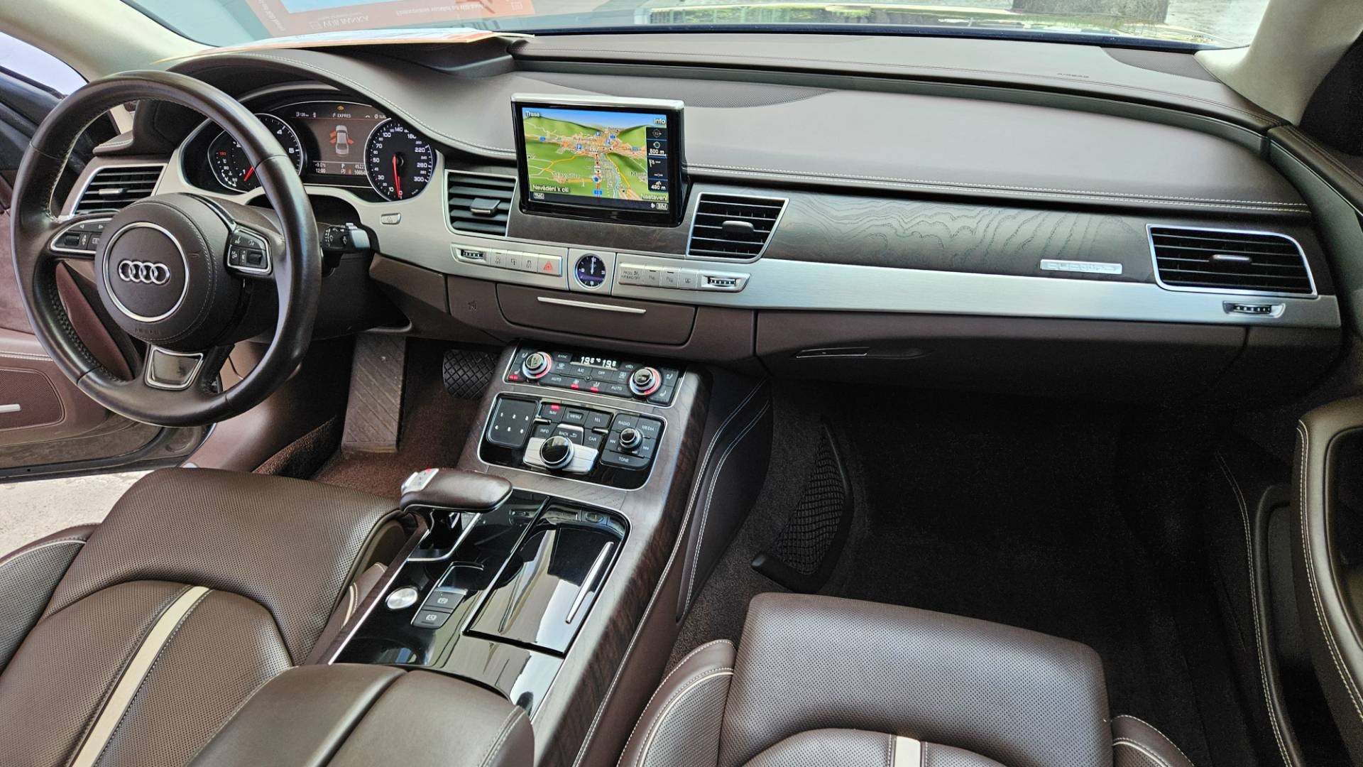 Audi A8 4.2 TDI V8 385k DPF quattro tiptronic – Obrázok 44