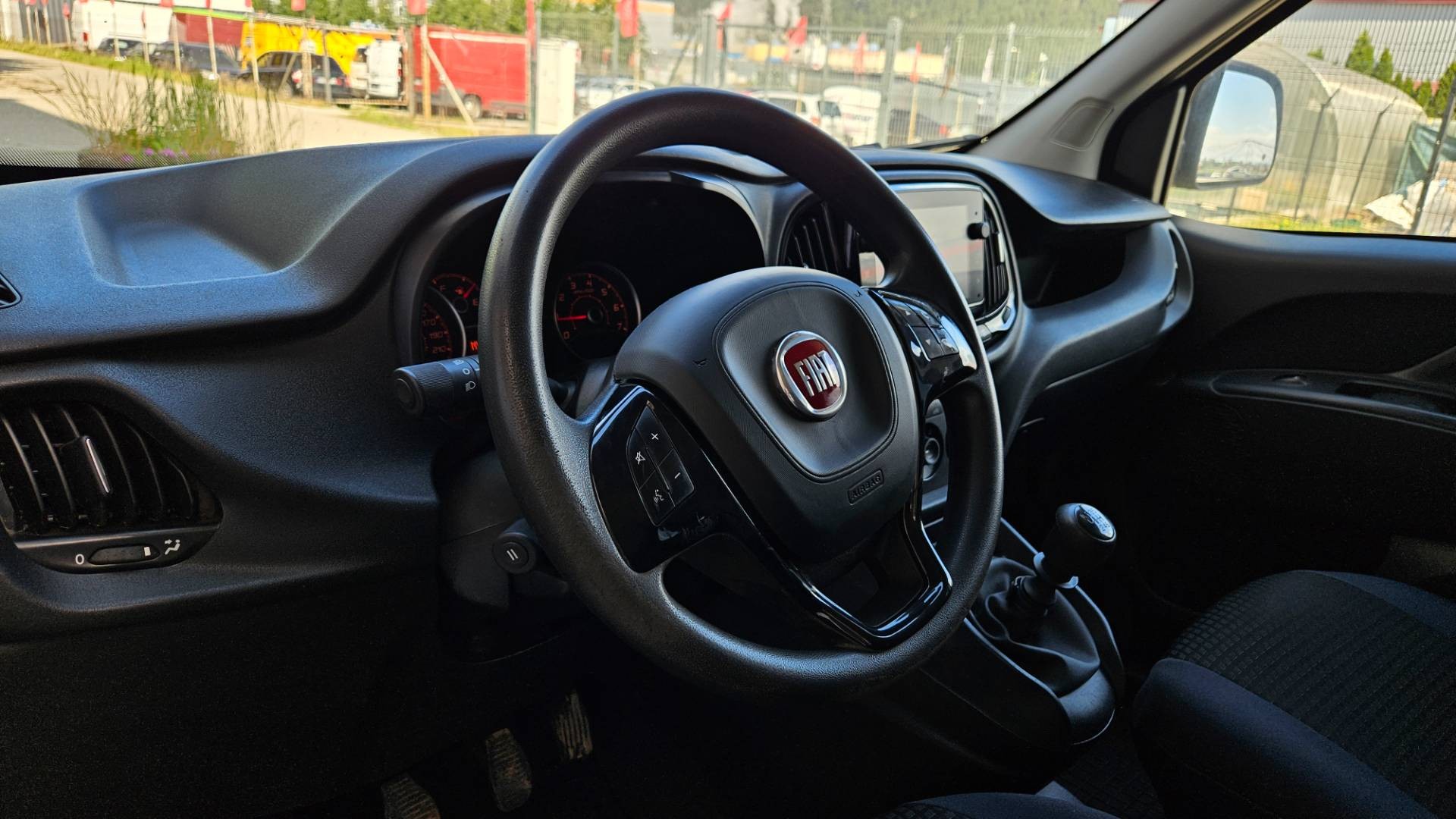 Fiat Dobló Cargo 1.6 MTJ 105k Base L1H1 – Obrázok 26