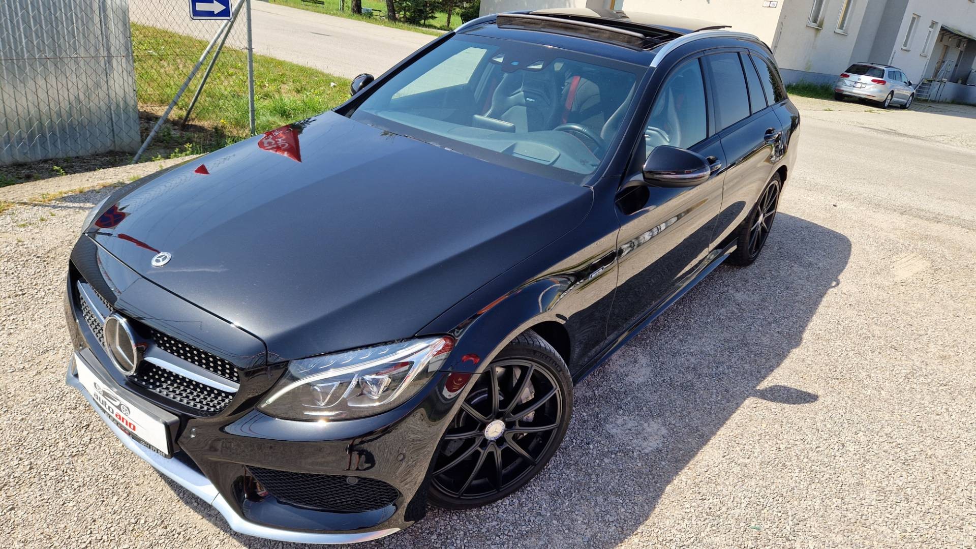 Mercedes-Benz C trieda Kombi 450 AMG 4matic A/T – Obrázok 2