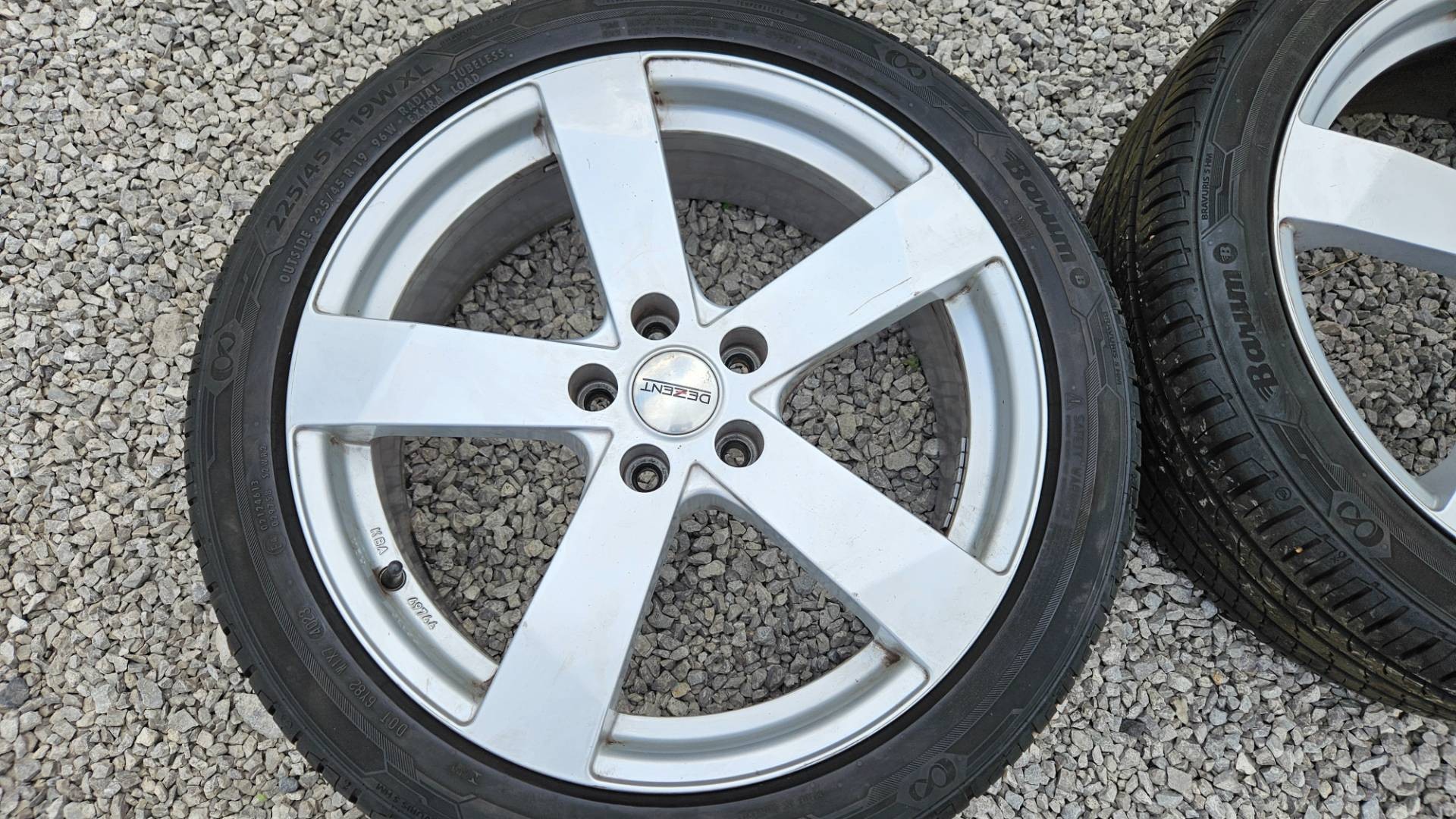 Mazda 6 Dezent + letné pneumatiky R19 – Obrázok 4