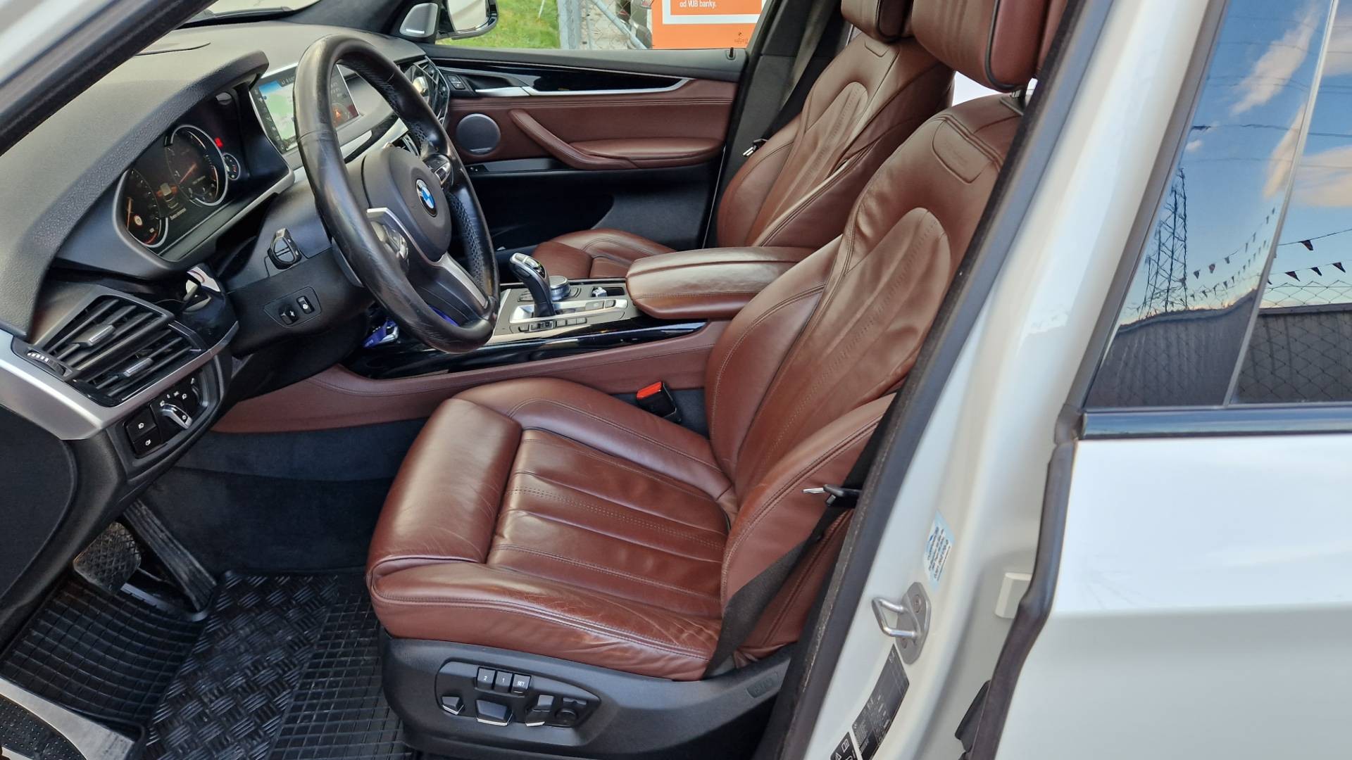 BMW X5 M50D M-PACKET 381PS – Obrázok 34