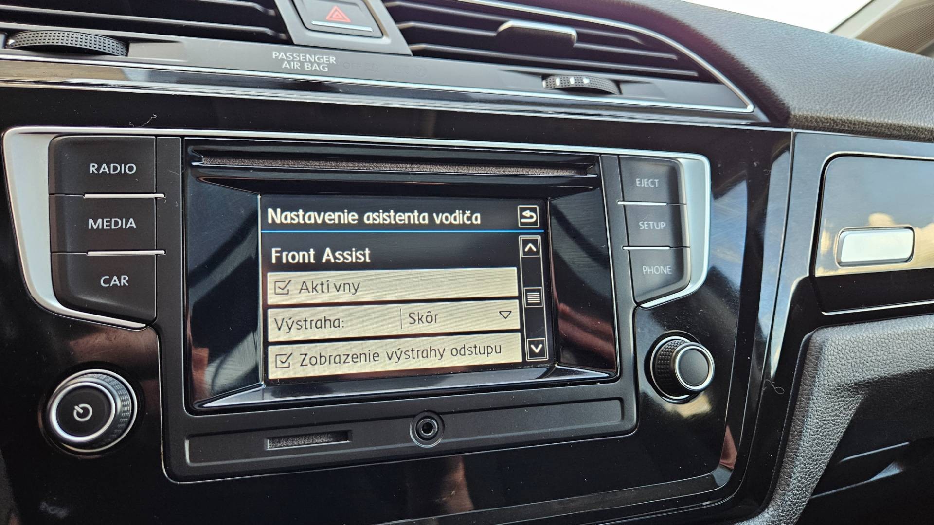 Volkswagen Touran 2.0 TDI SCR BMT 190k Highline DSG EU6 – Obrázok 37