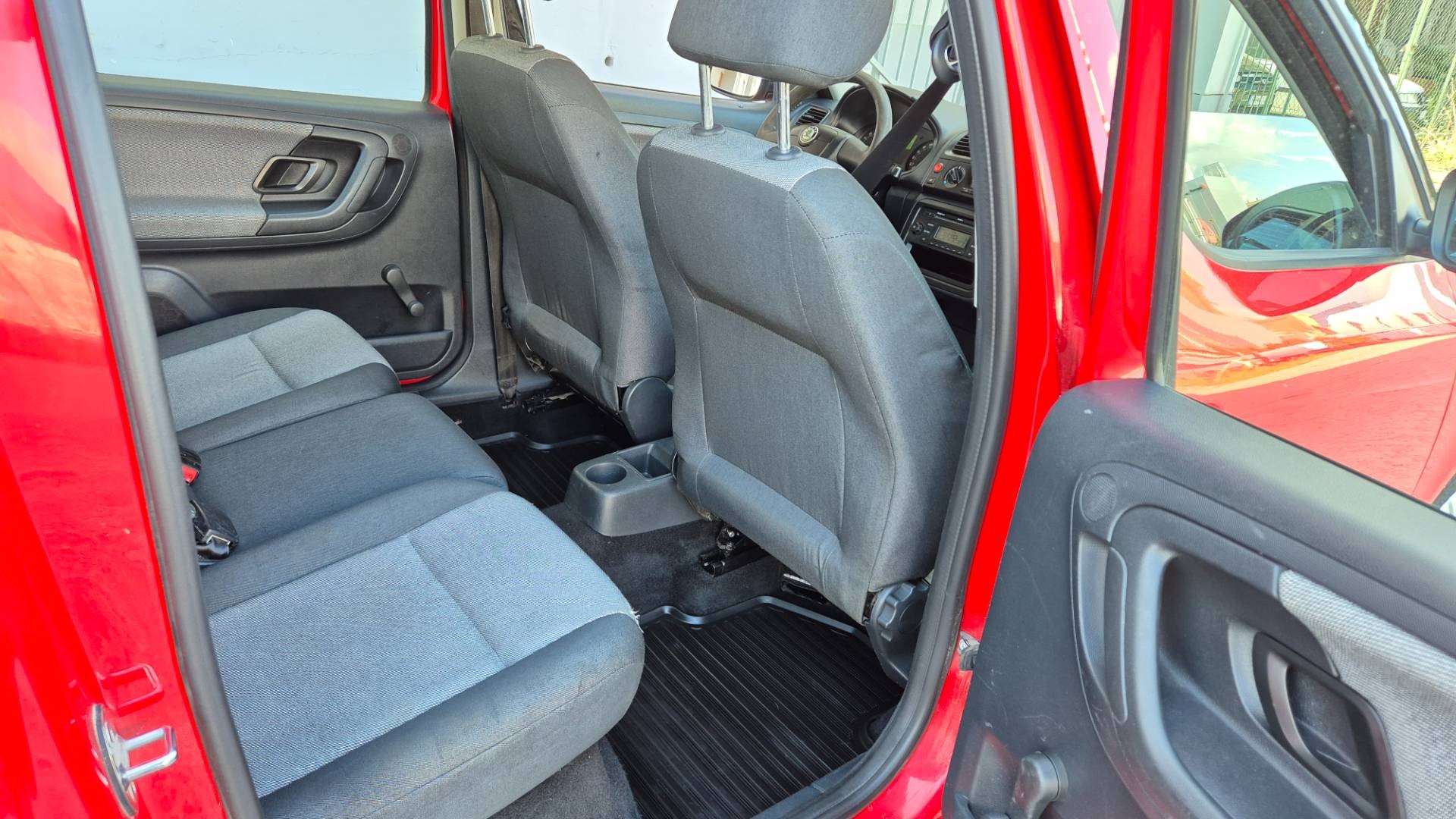 Škoda Roomster 1.6 TDI Ambition – Obrázok 27