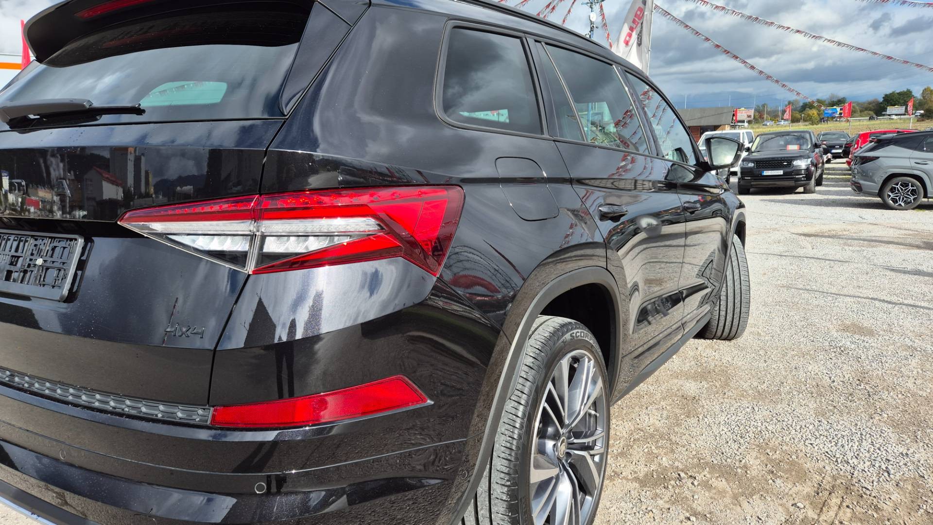 Škoda Kodiaq 2.0 TDI SCR EVO 200 Sportline 4x4 DSG – Obrázok 12