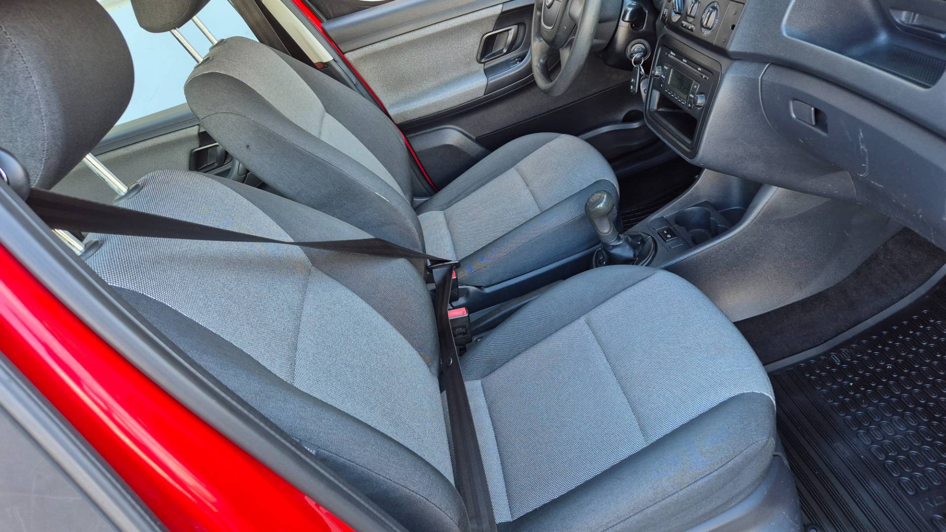 Škoda Roomster 1.6 TDI Ambition – Obrázok 30