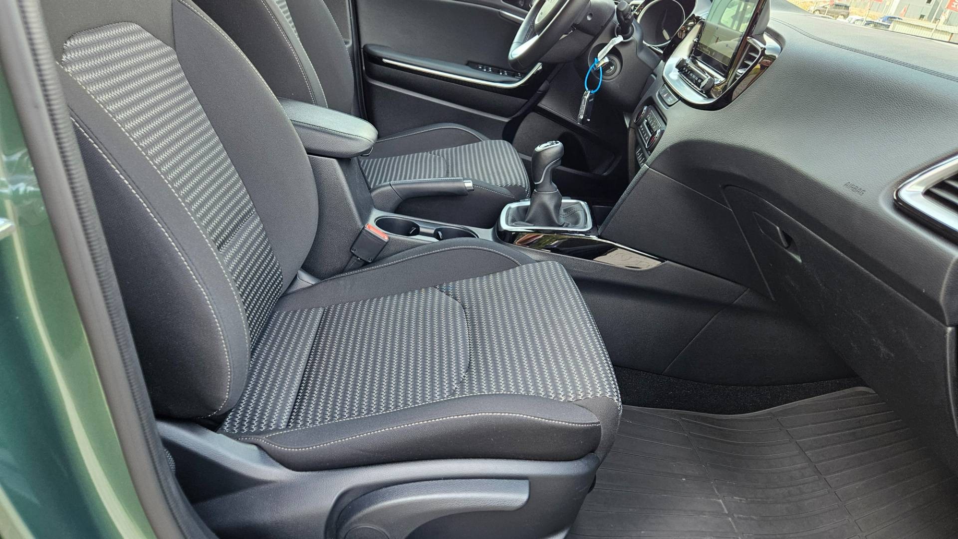 Kia Ceed SW 1.5 T-GDi Gold – Obrázok 11