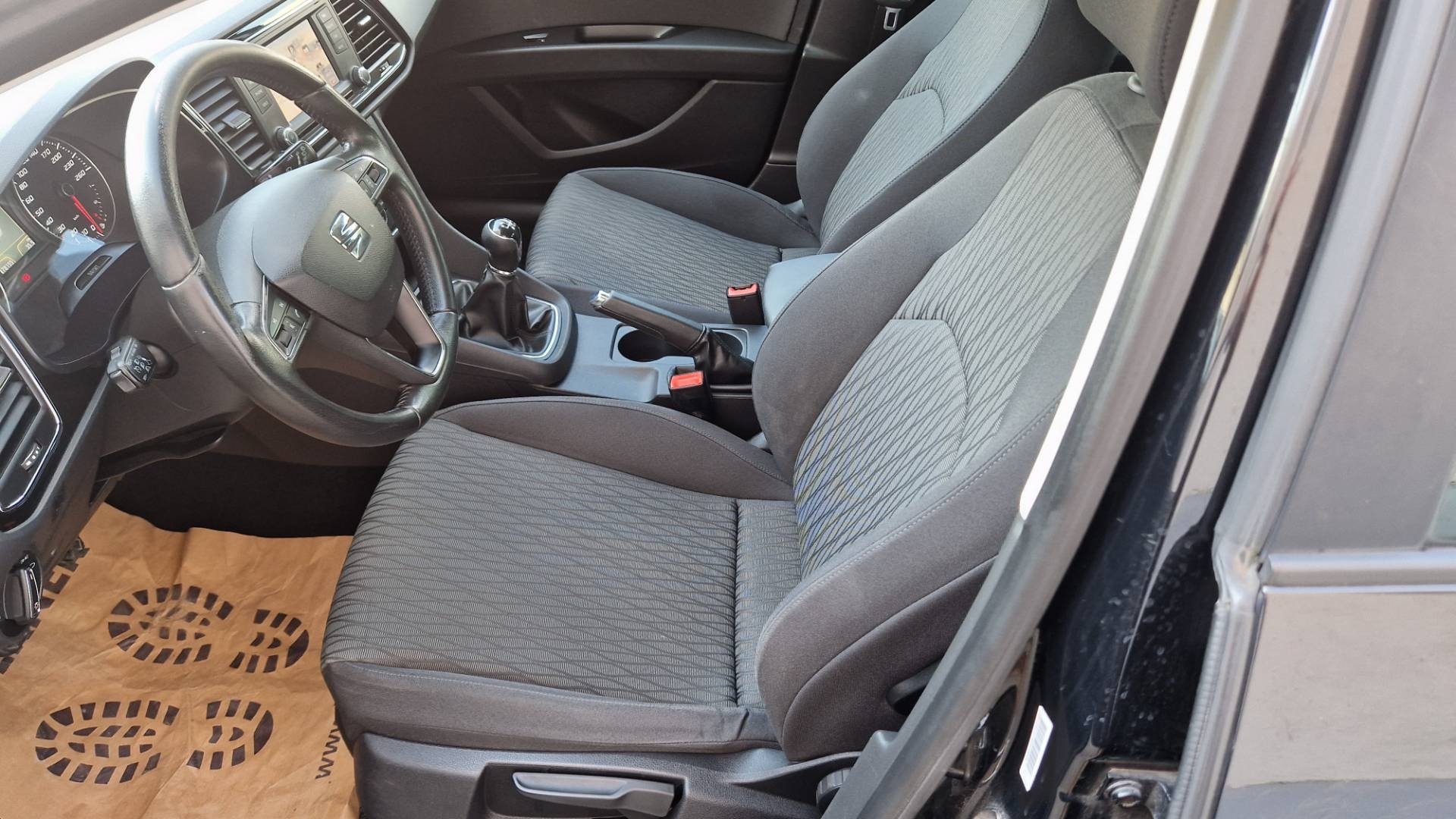 Seat Leon 2.0 TDI CR Ecomotive Style – Obrázok 20