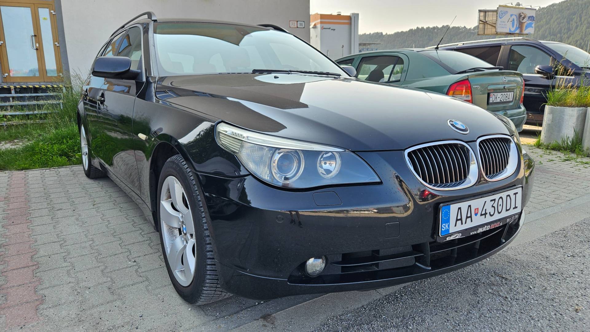 BMW Rad 5 Touring 530 xdT A/T – Obrázok 42