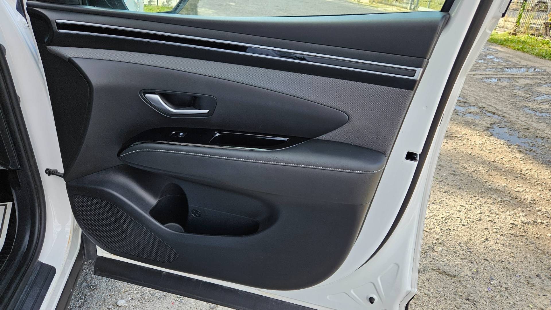 Hyundai Tucson 1.6 T-GDi Mild Hybrid Play 4x4 A/T – Obrázok 32