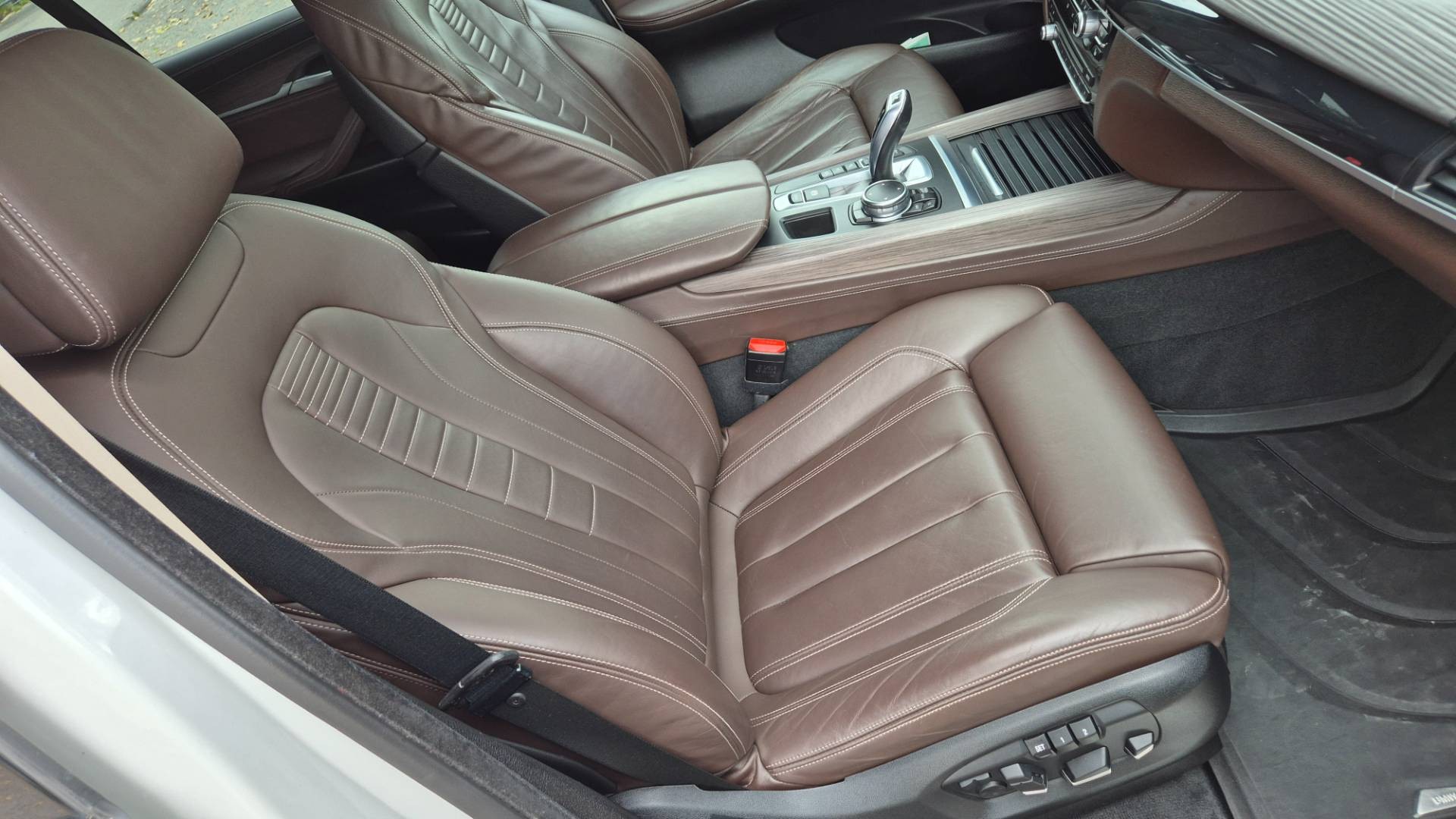 BMW X5 xDrive40d A/T – Obrázok 43