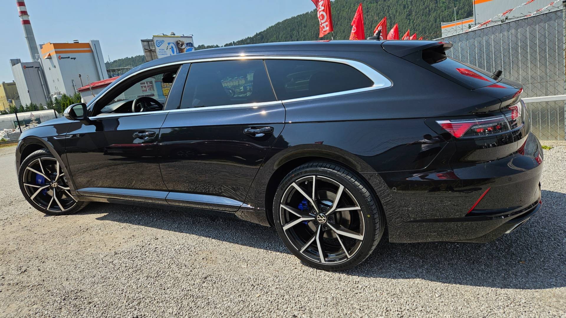 Volkswagen Arteon Shooting Brake SB 2.0 TSI R 4Motion DSG – Obrázok 22