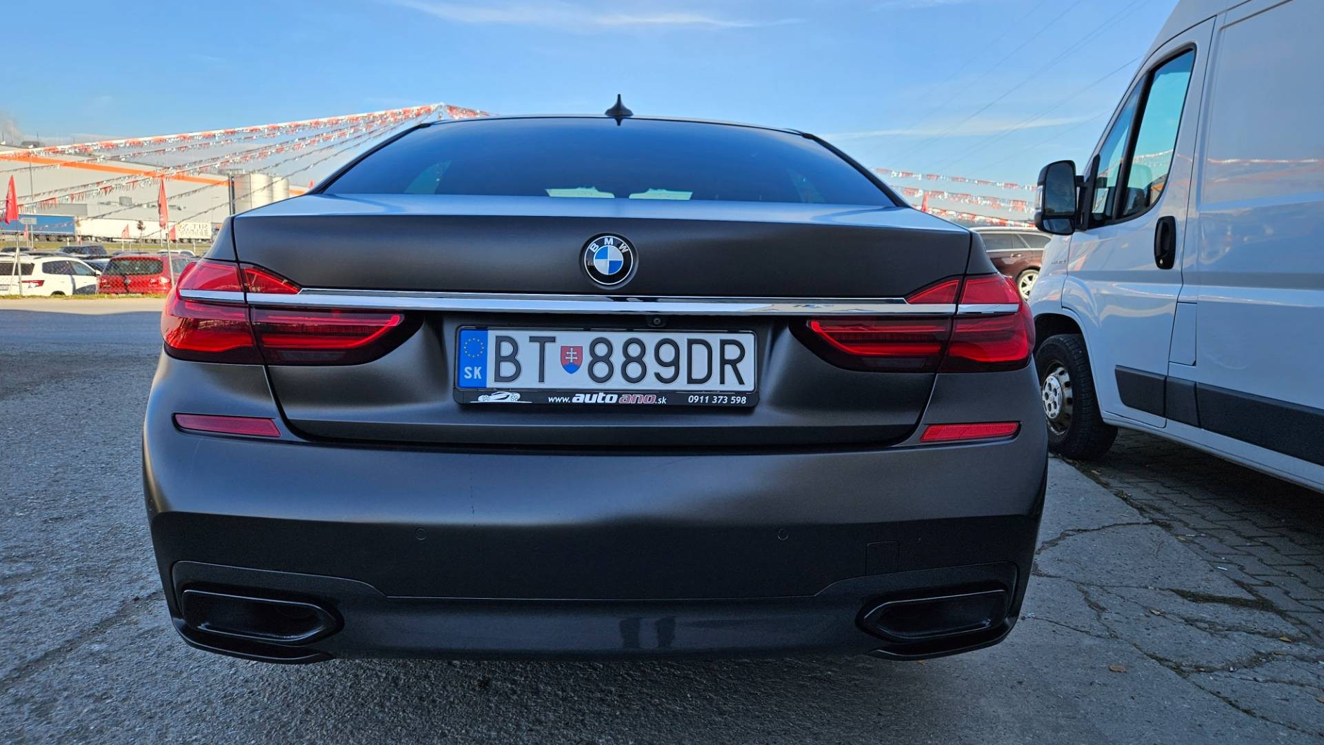 BMW Rad 7 740d xDrive M-PACKET individual – Obrázok 6