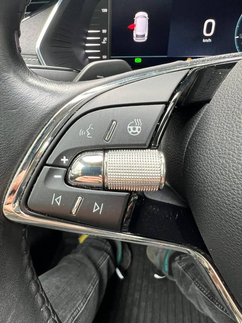 Škoda Octavia Combi 2.0 TDI SCR Style 4x4 DSG – Obrázok 35