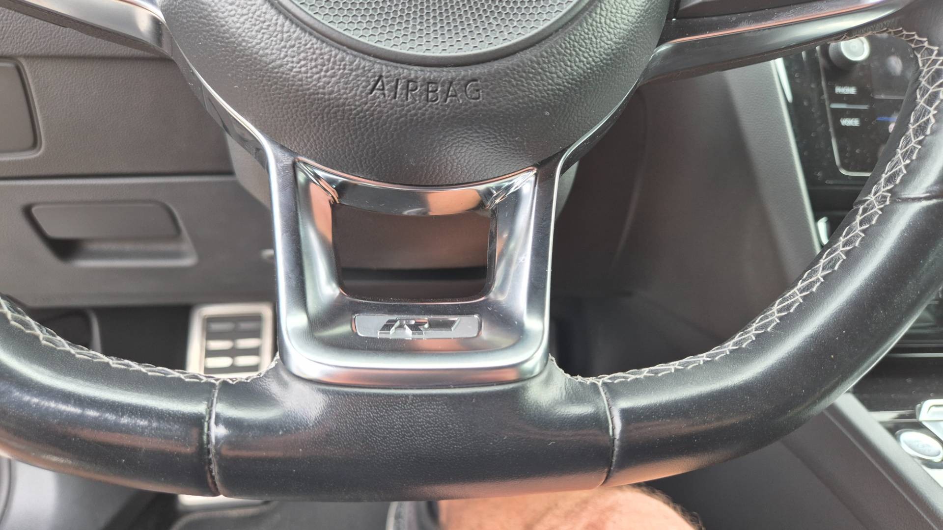 Volkswagen Arteon 2.0 TSI OPF BMT R-Line 4Motion DSG – Obrázok 38