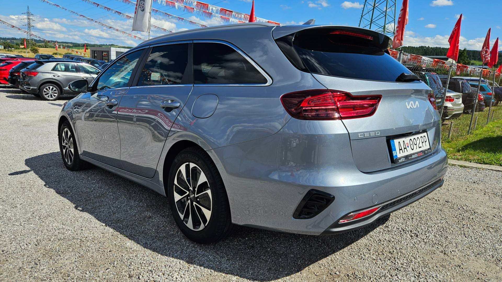 Kia Ceed SW 1.5 T-GDi Gold – Obrázok 6