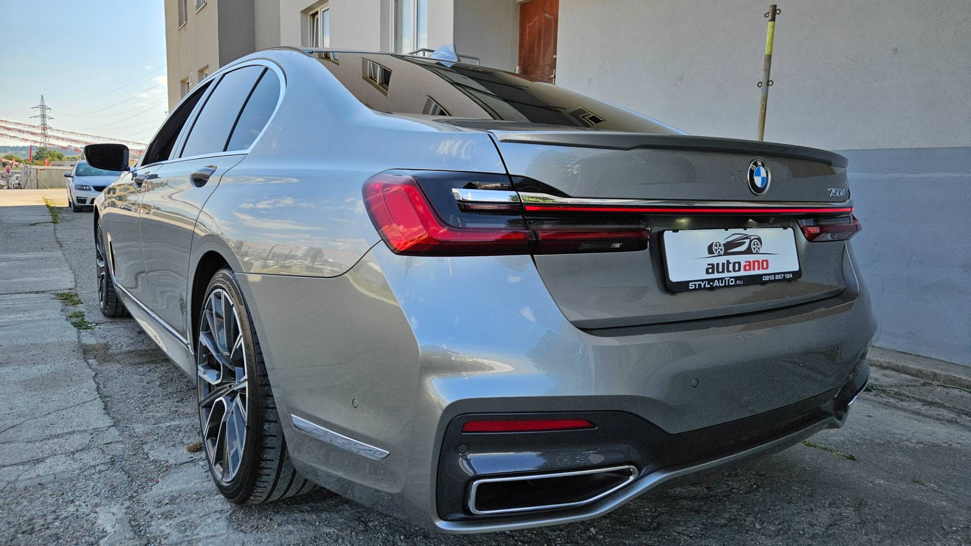 BMW Rad 7 750d xDrive A/T – Obrázok 66