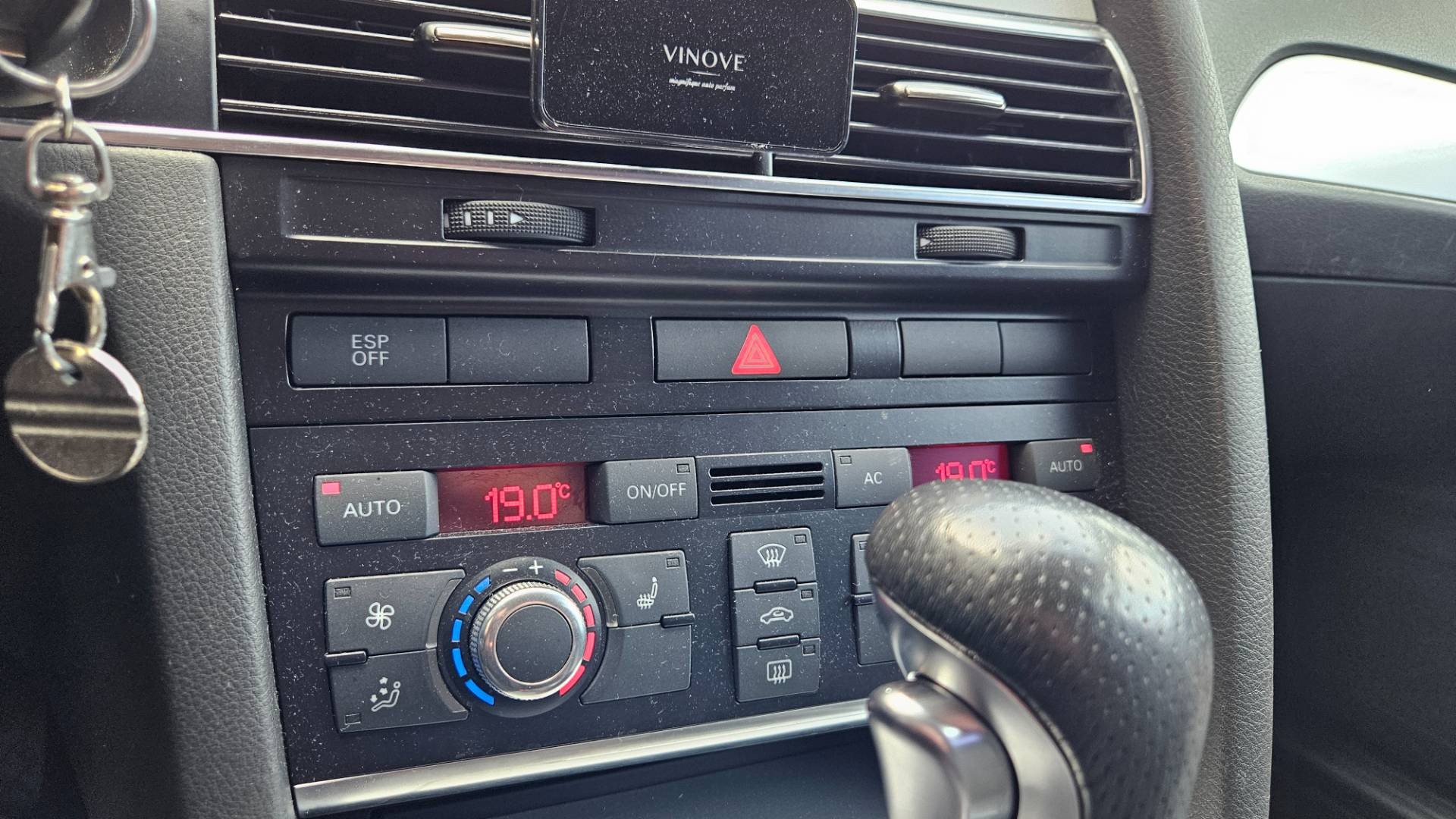 Audi A6 Avant 2.7 TDI multitronic – Obrázok 27