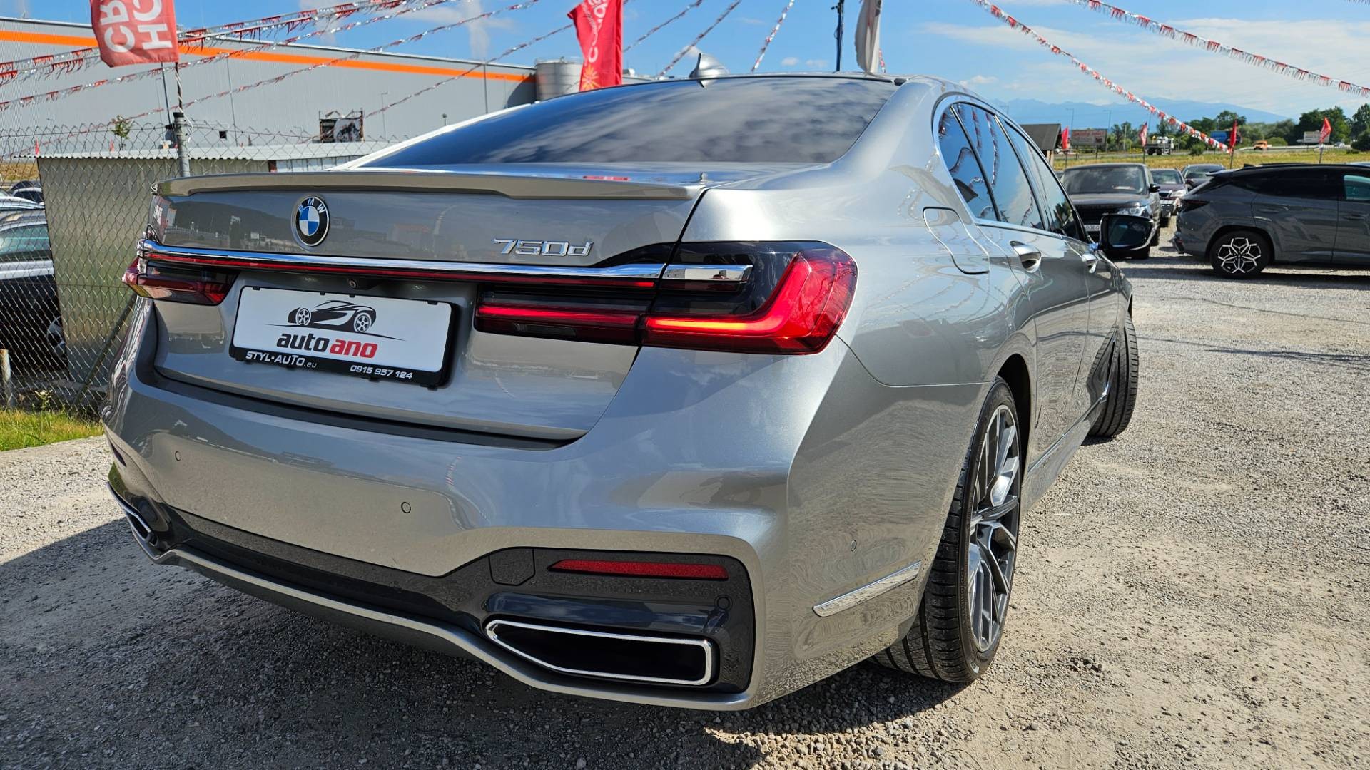 BMW Rad 7 750d xDrive A/T – Obrázok 8