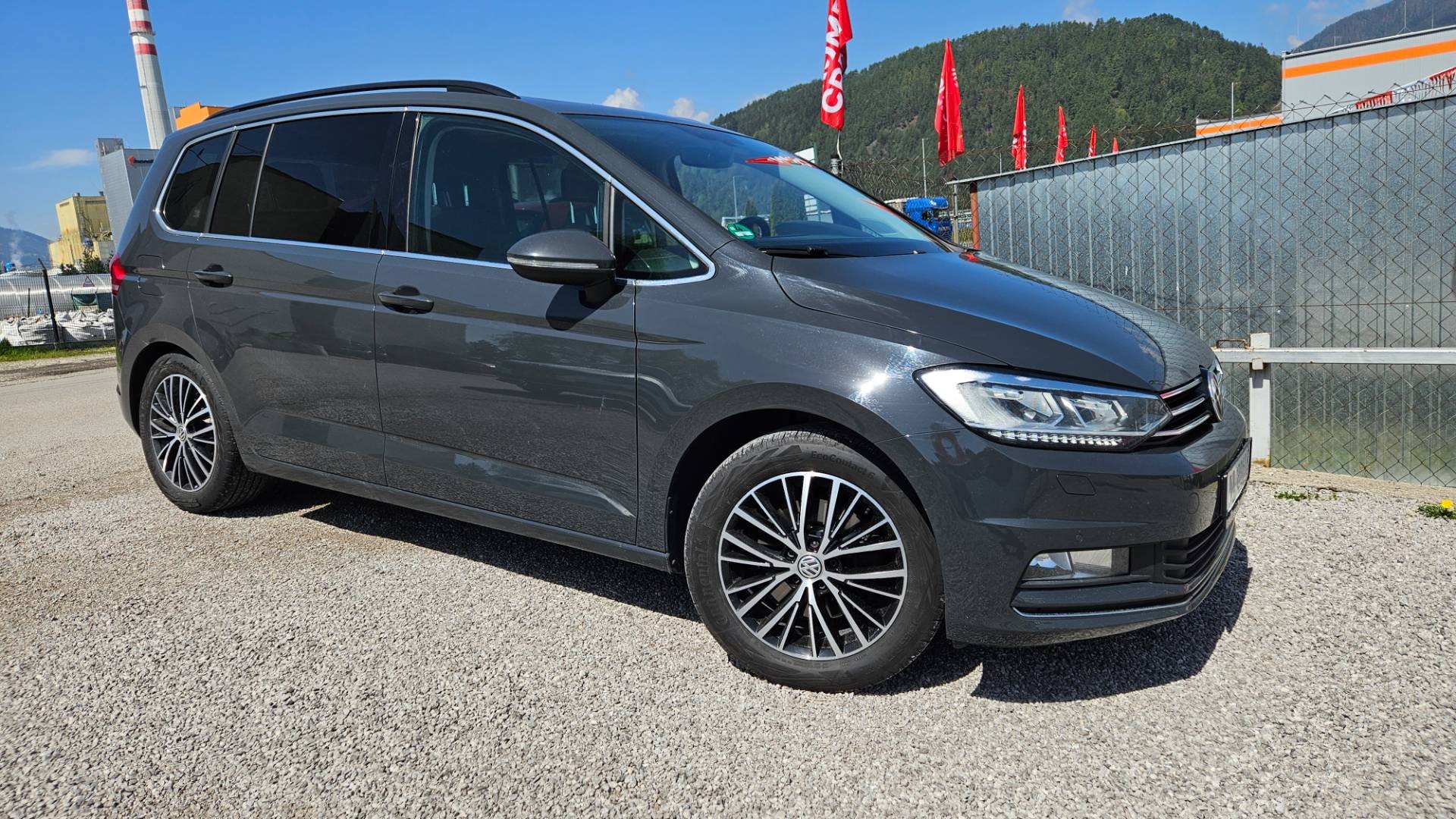 Volkswagen Touran 2.0 TDI SCR BMT 190k Highline DSG EU6 – Obrázok 4