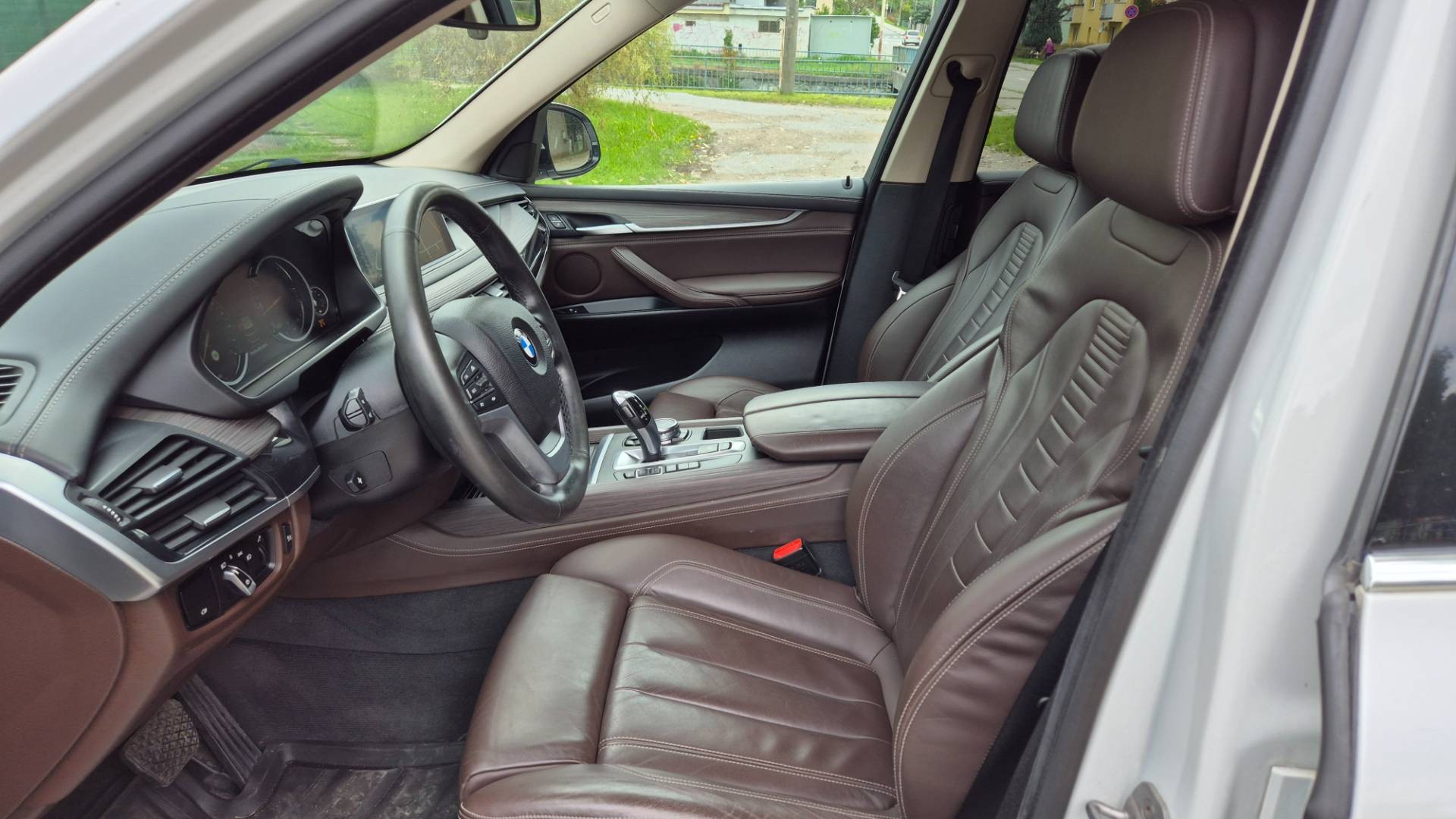 BMW X5 xDrive40d A/T – Obrázok 36