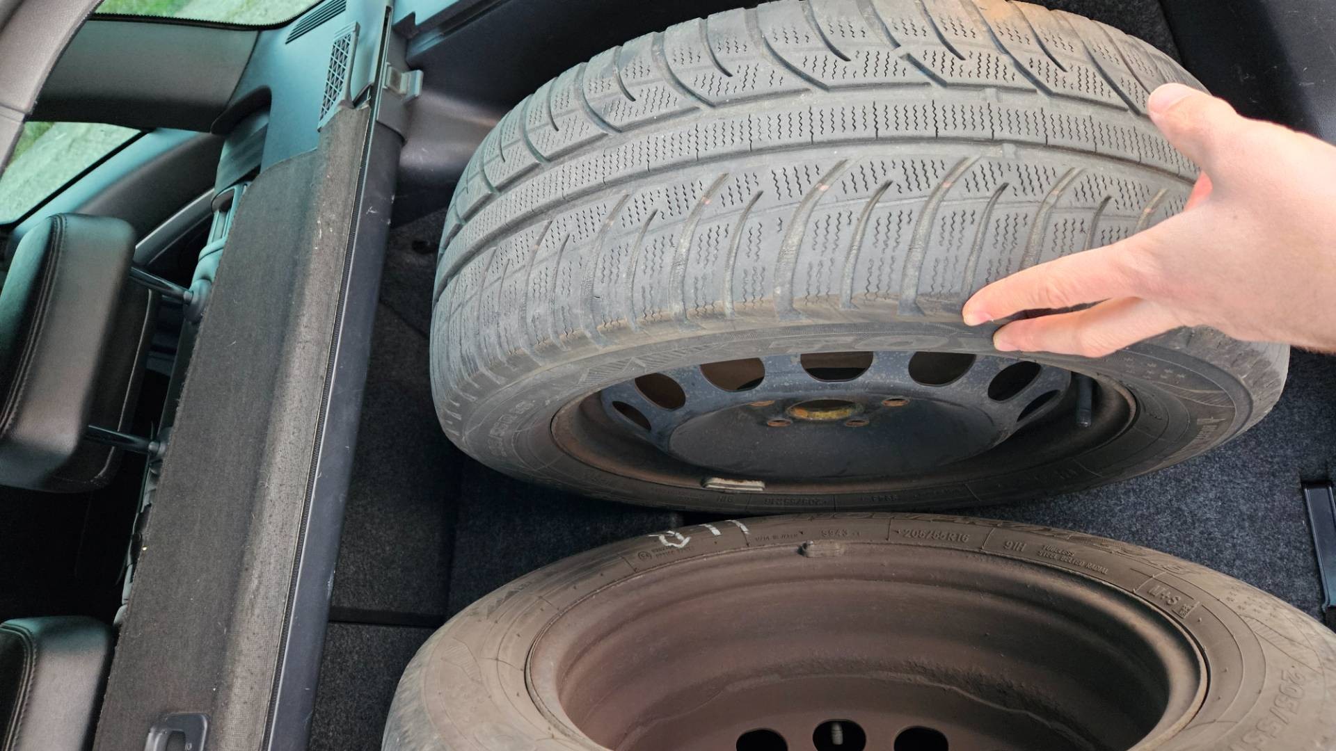 Škoda Octavia Combi 2.0 TDI CR DPF RS DSG – Obrázok 9