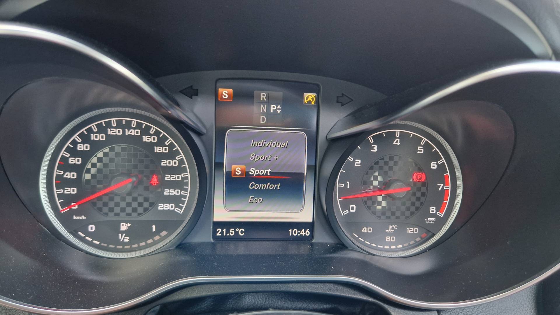 Mercedes-Benz C trieda Kombi 450 AMG 4matic A/T – Obrázok 49