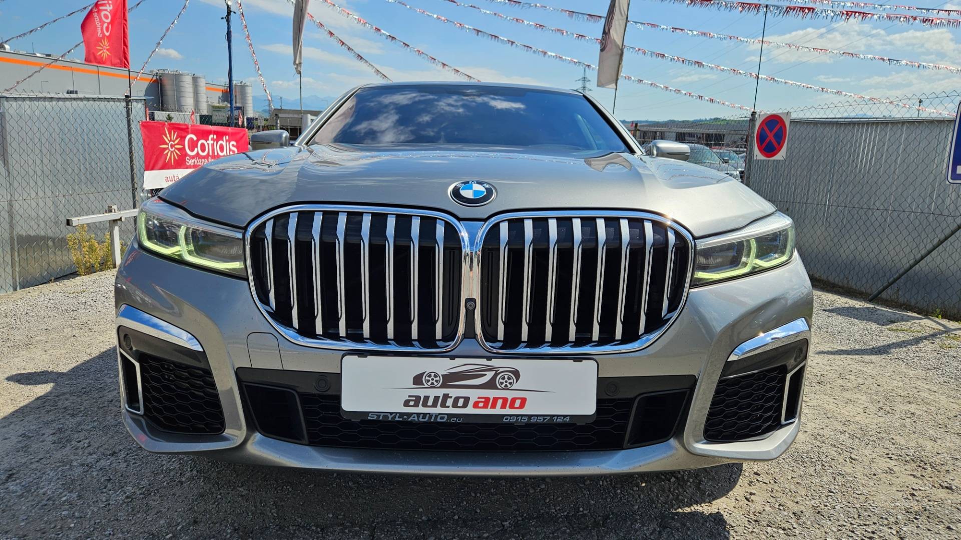 BMW Rad 7 750d xDrive A/T – Obrázok 18