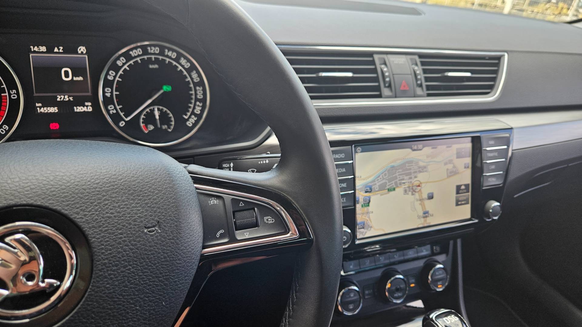 Škoda Superb 2.0 TDI 190k 4x4 Style DSG EU6 – Obrázok 35