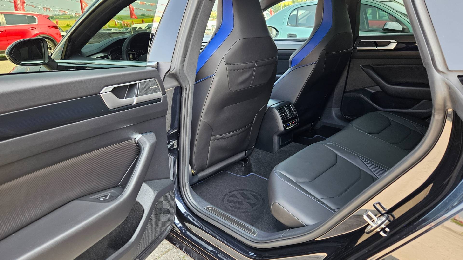 Volkswagen Arteon Shooting Brake SB 2.0 TSI R 4Motion DSG – Obrázok 28