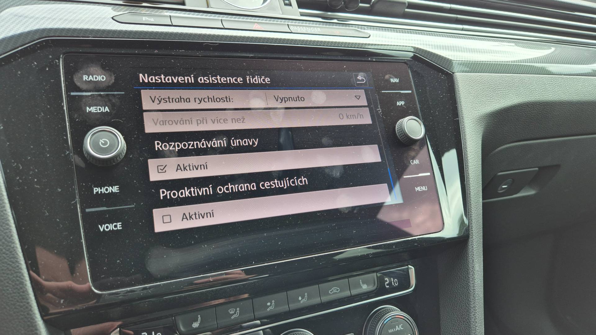 Volkswagen Arteon 2.0 TSI OPF BMT R-Line 4Motion DSG – Obrázok 30