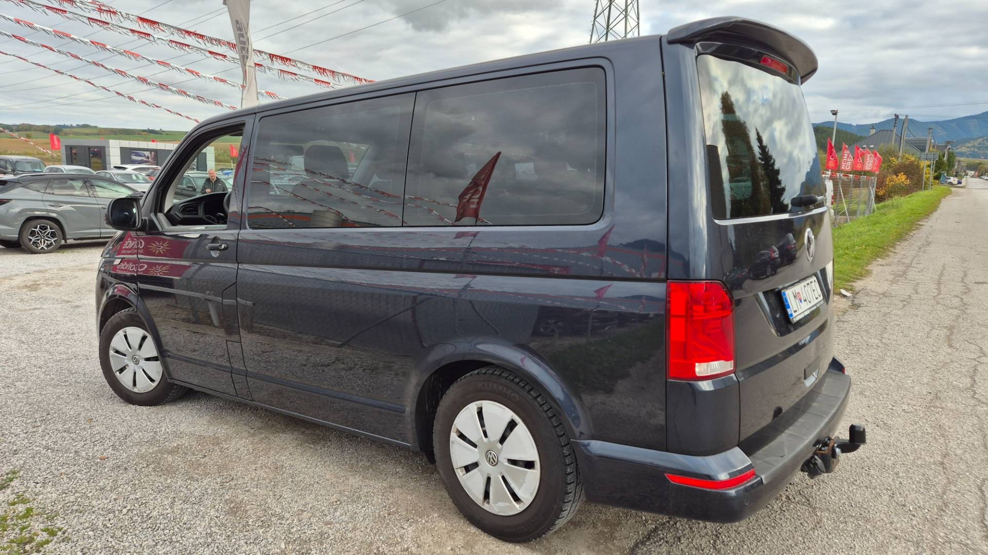 Volkswagen T6 Transporter 2.0 TDI 110KW 150 PS DSG 9 miest – Obrázok 9