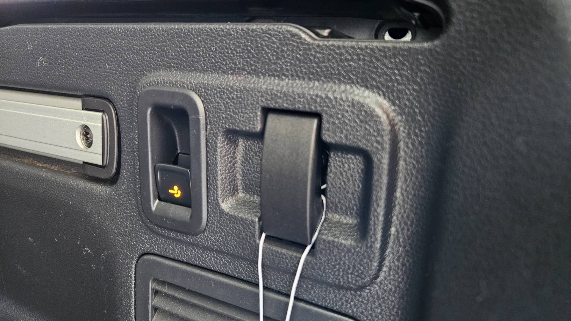 Volkswagen Touran 2.0 TDI SCR BMT 190k Highline DSG EU6 – Obrázok 18