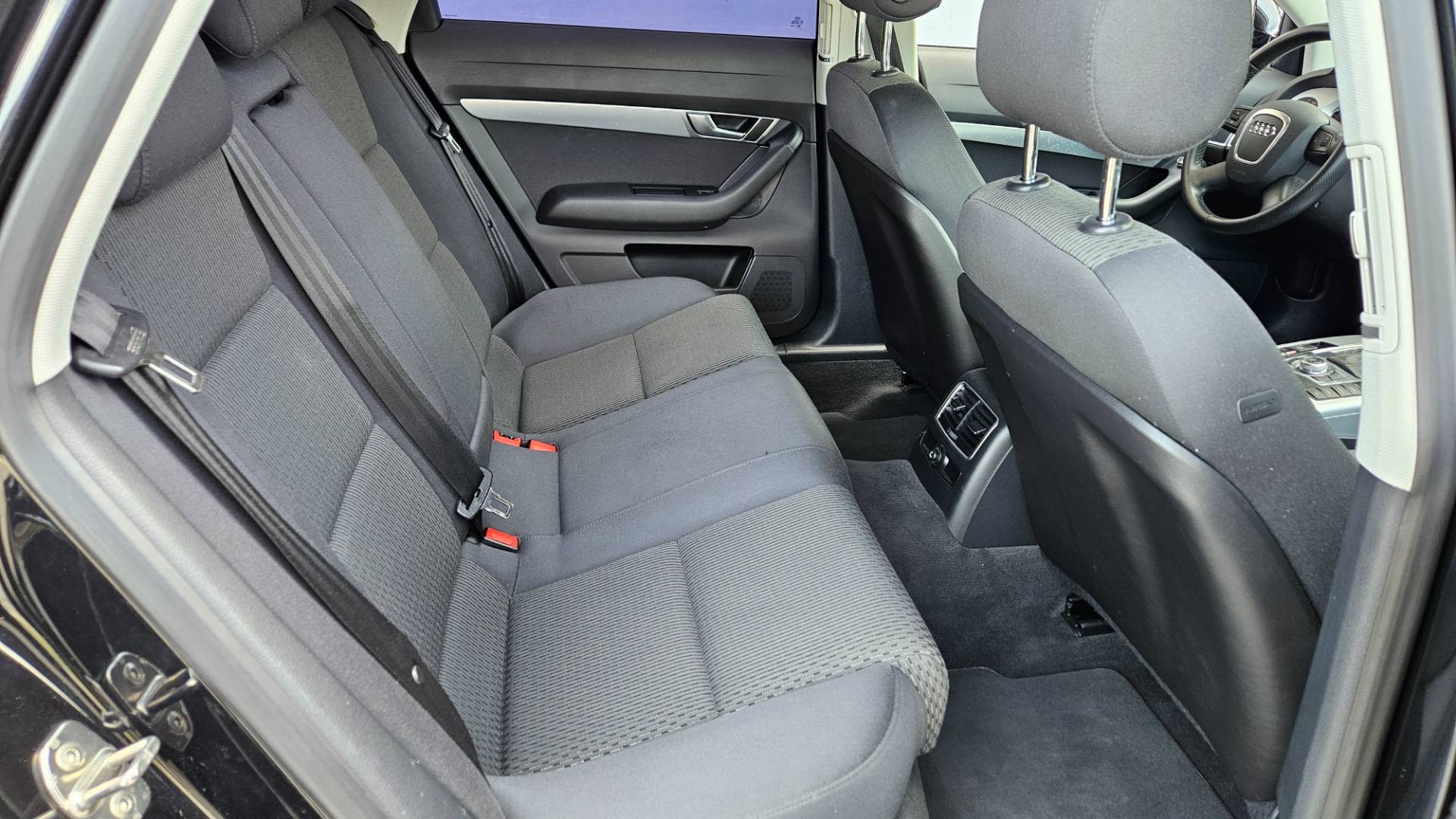 Audi A6 Avant 2.7 TDI multitronic – Obrázok 23