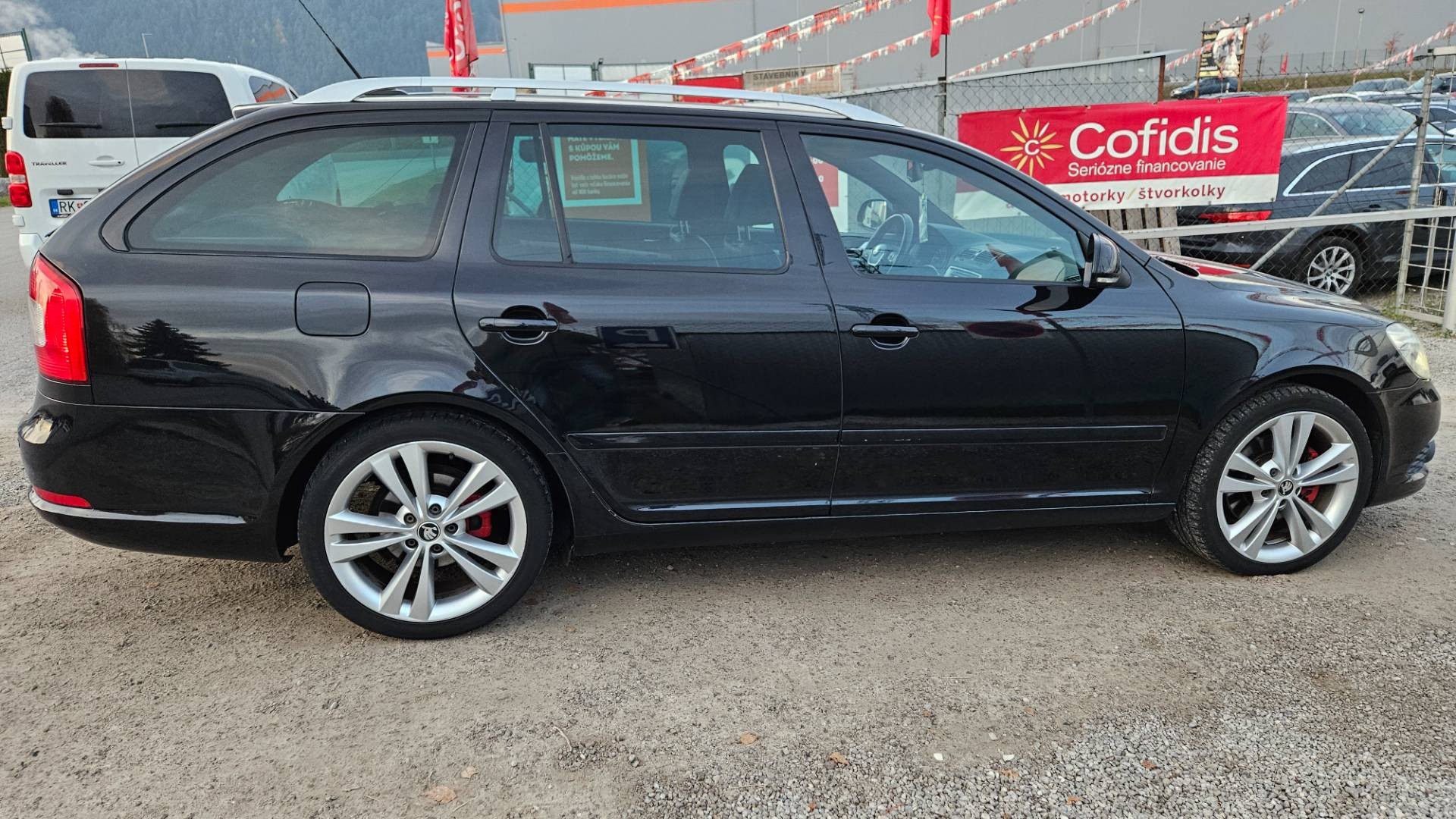 Škoda Octavia Combi 2.0 TDI CR DPF RS DSG – Obrázok 3