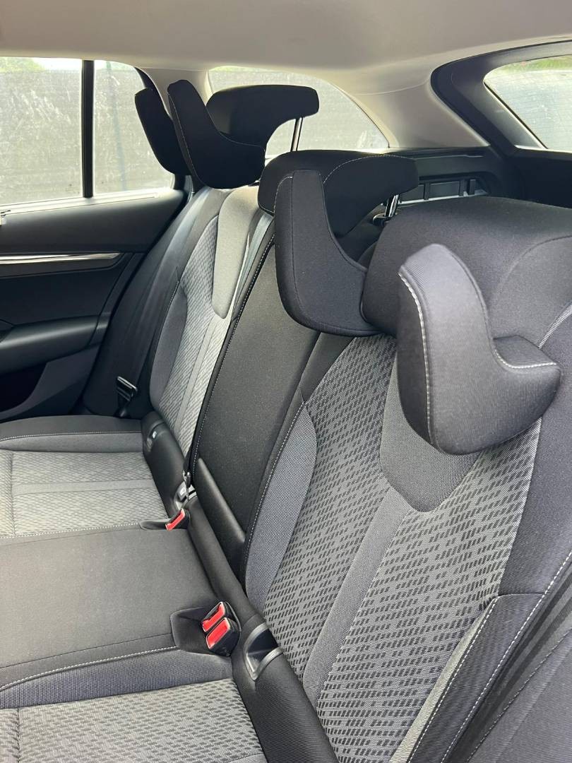 Škoda Octavia Combi 2.0 TDI SCR Style 4x4 DSG – Obrázok 19