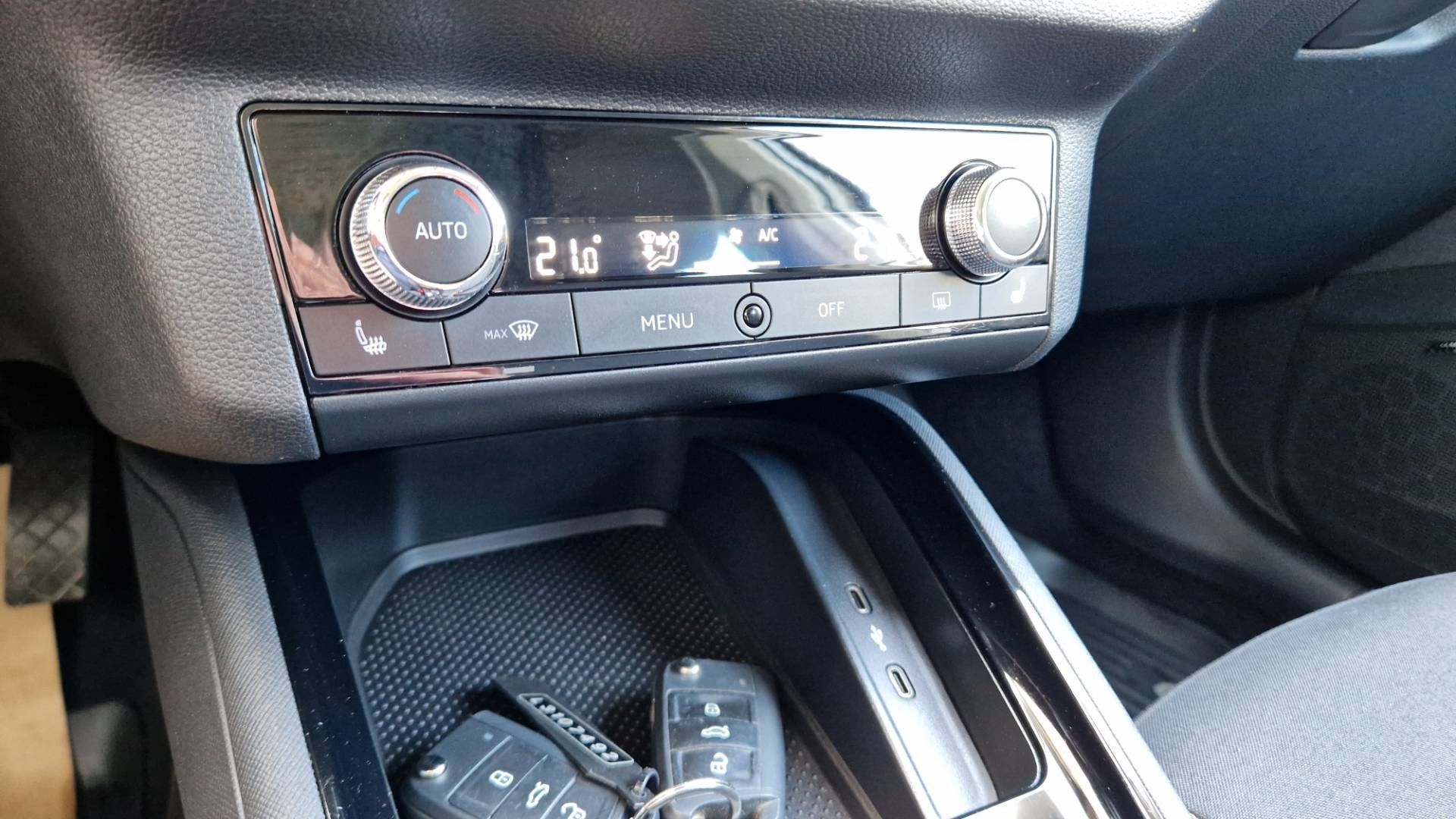 Škoda Kamiq 1.0 TSI Style DSG – Obrázok 41