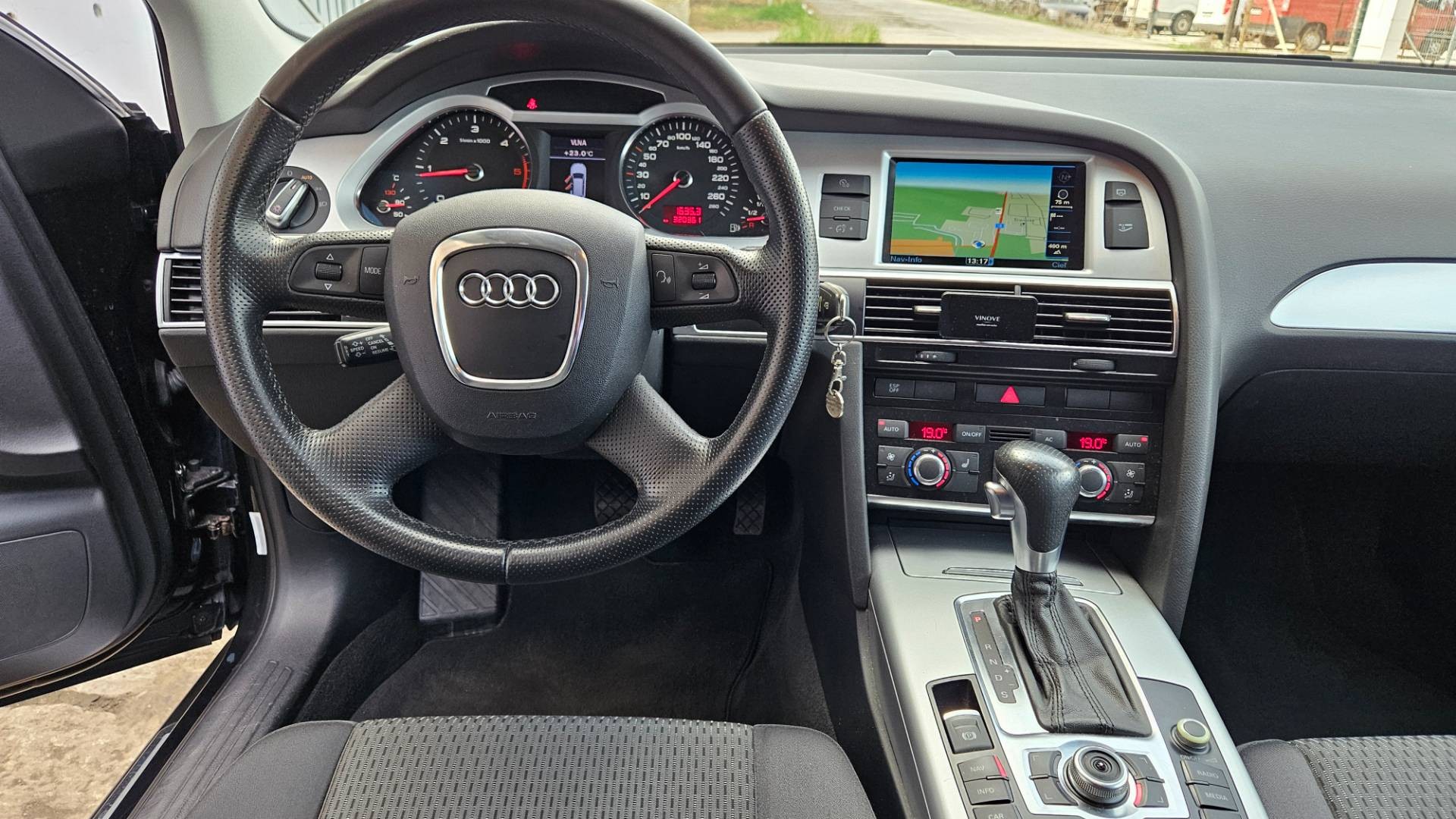 Audi A6 Avant 2.7 TDI multitronic – Obrázok 19
