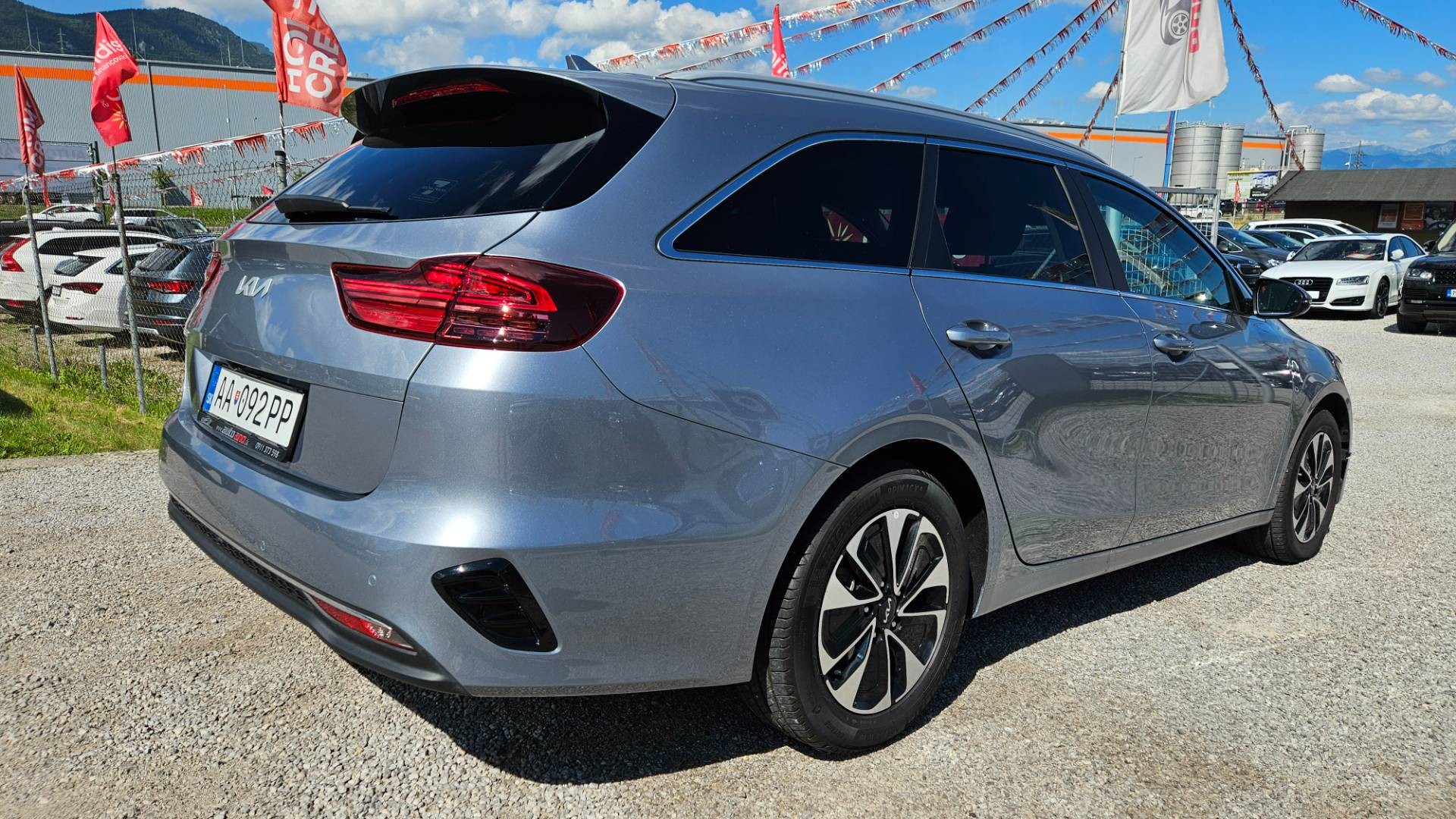 Kia Ceed SW 1.5 T-GDi Gold – Obrázok 4