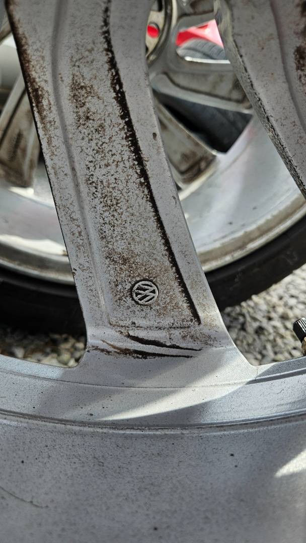 VW Arteon hliníkové disky + letné pneumatiky – Obrázok 11