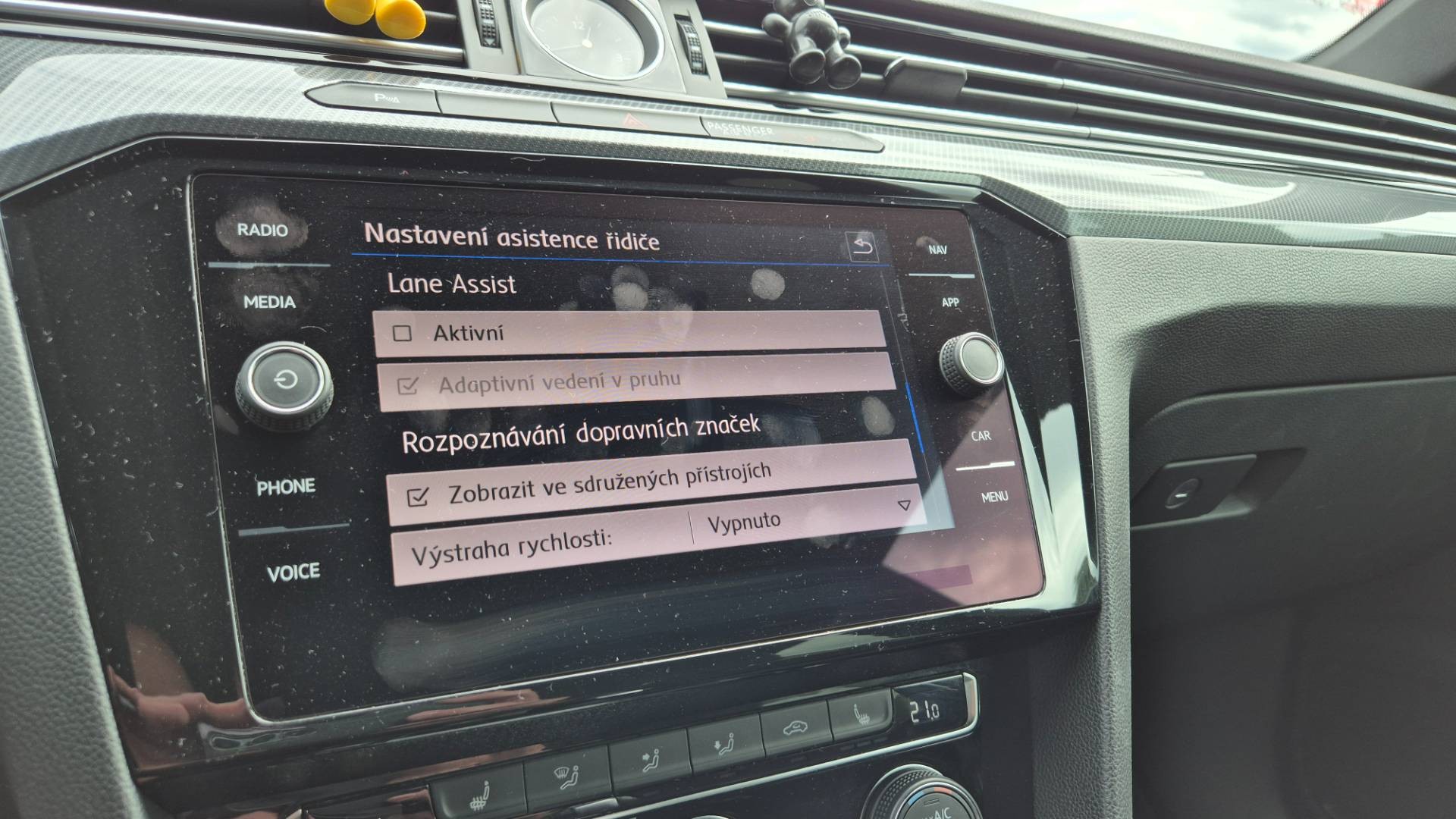 Volkswagen Arteon 2.0 TSI OPF BMT R-Line 4Motion DSG – Obrázok 29