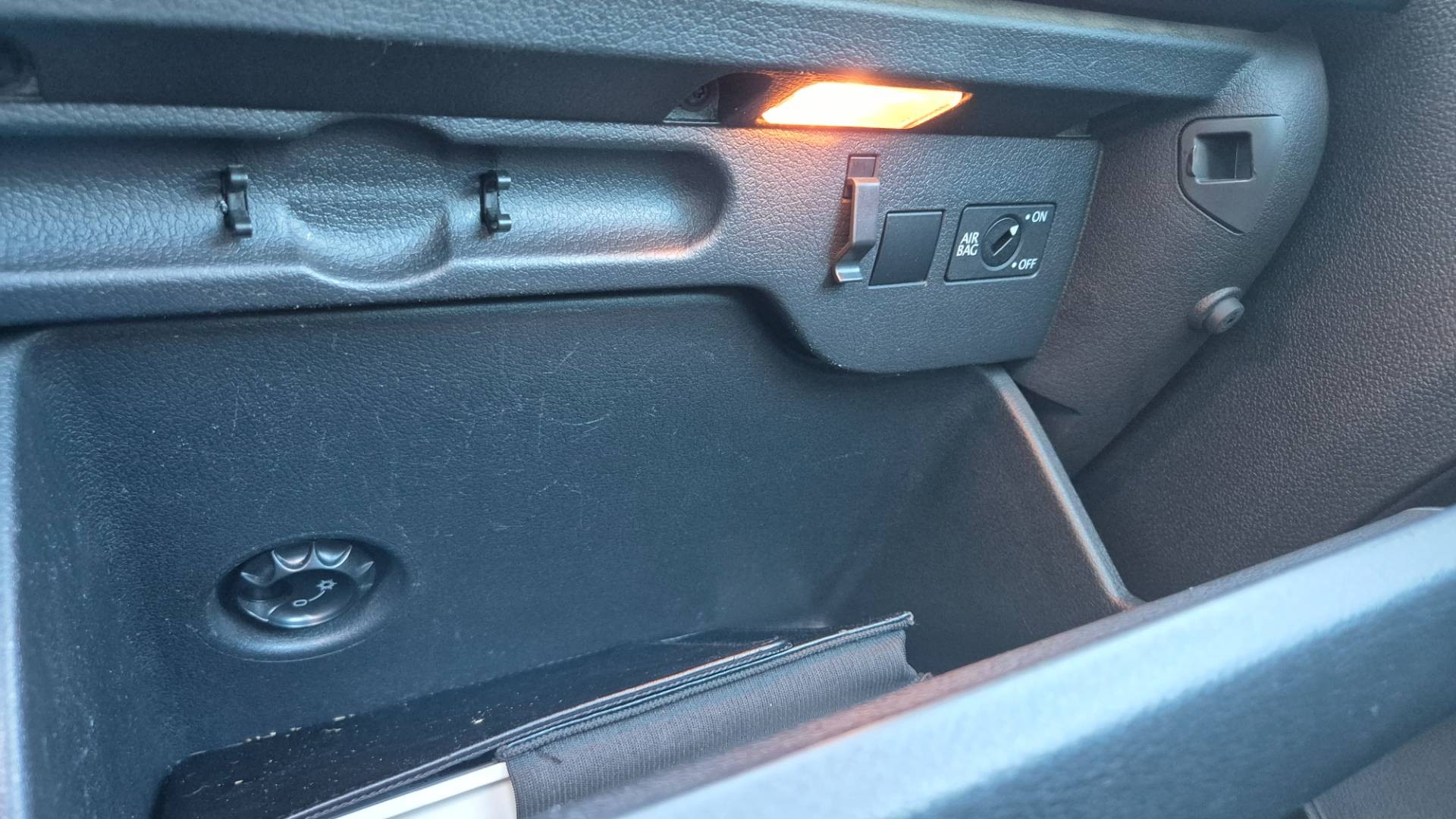 Volkswagen Tiguan 2.0 SCR TDI BMT 4-Motion Sport&Style DSG EU6 – Obrázok 48