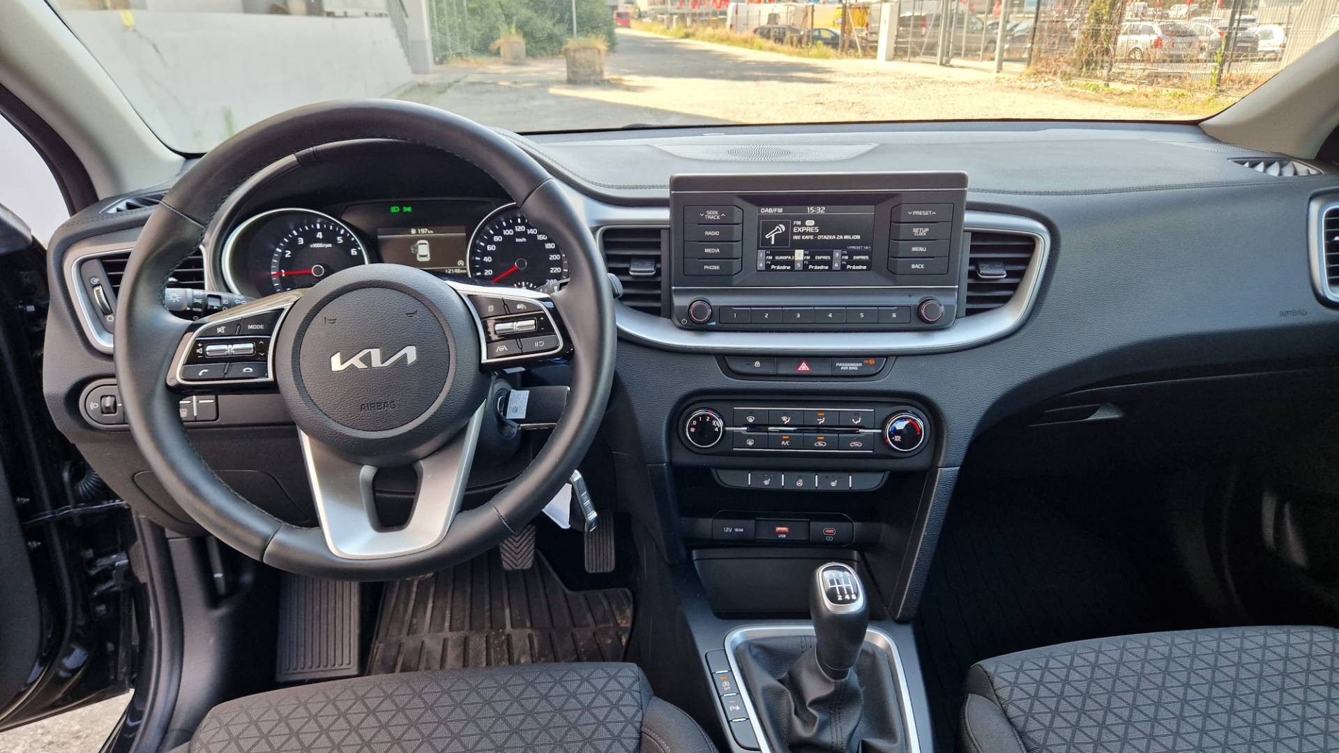 Kia Ceed 1.0 T-GDi Silver – Obrázok 20