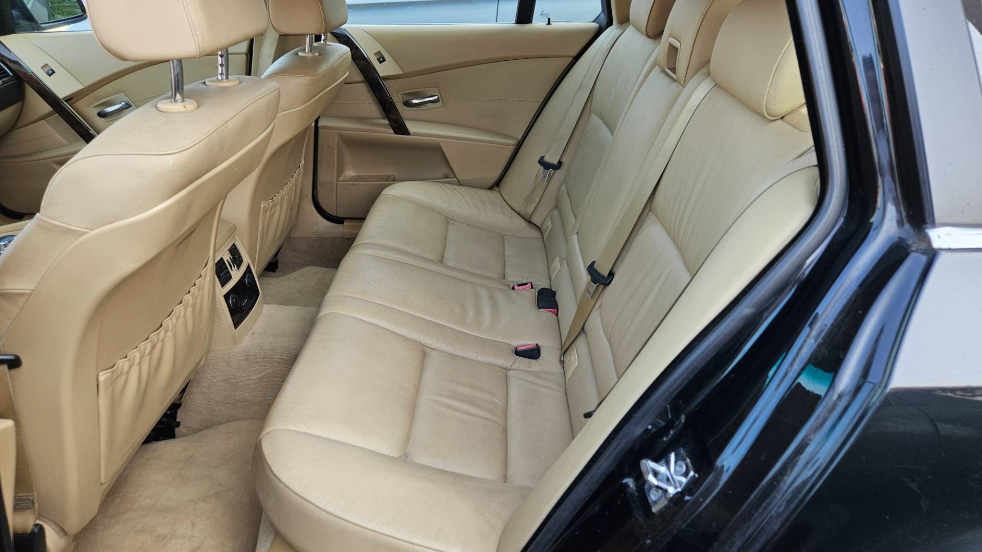 BMW Rad 5 Touring 530 xdT A/T – Obrázok 19