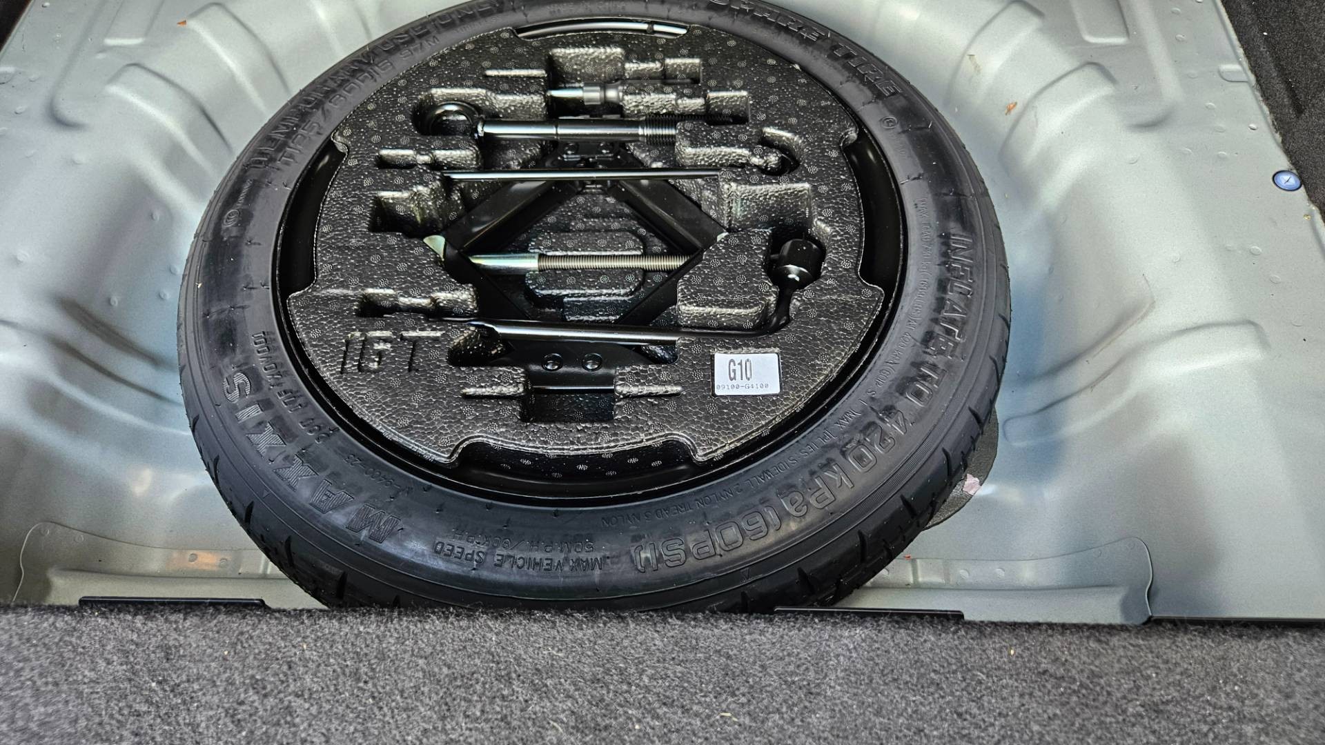 Kia Ceed SW 1.5 T-GDi Gold – Obrázok 15