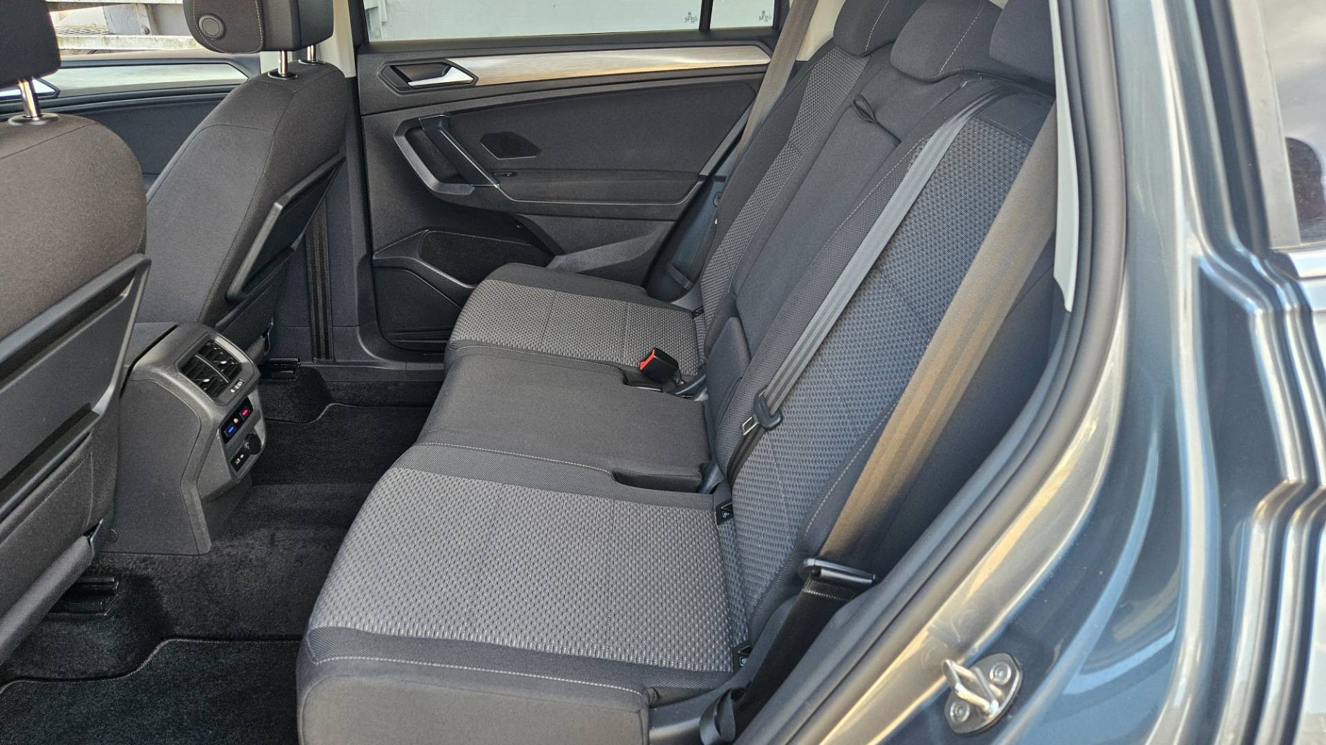 Volkswagen Tiguan Allspace 2.0 TDI SCR BMT Ed. Comfortline 4MOTION DSG – Obrázok 21