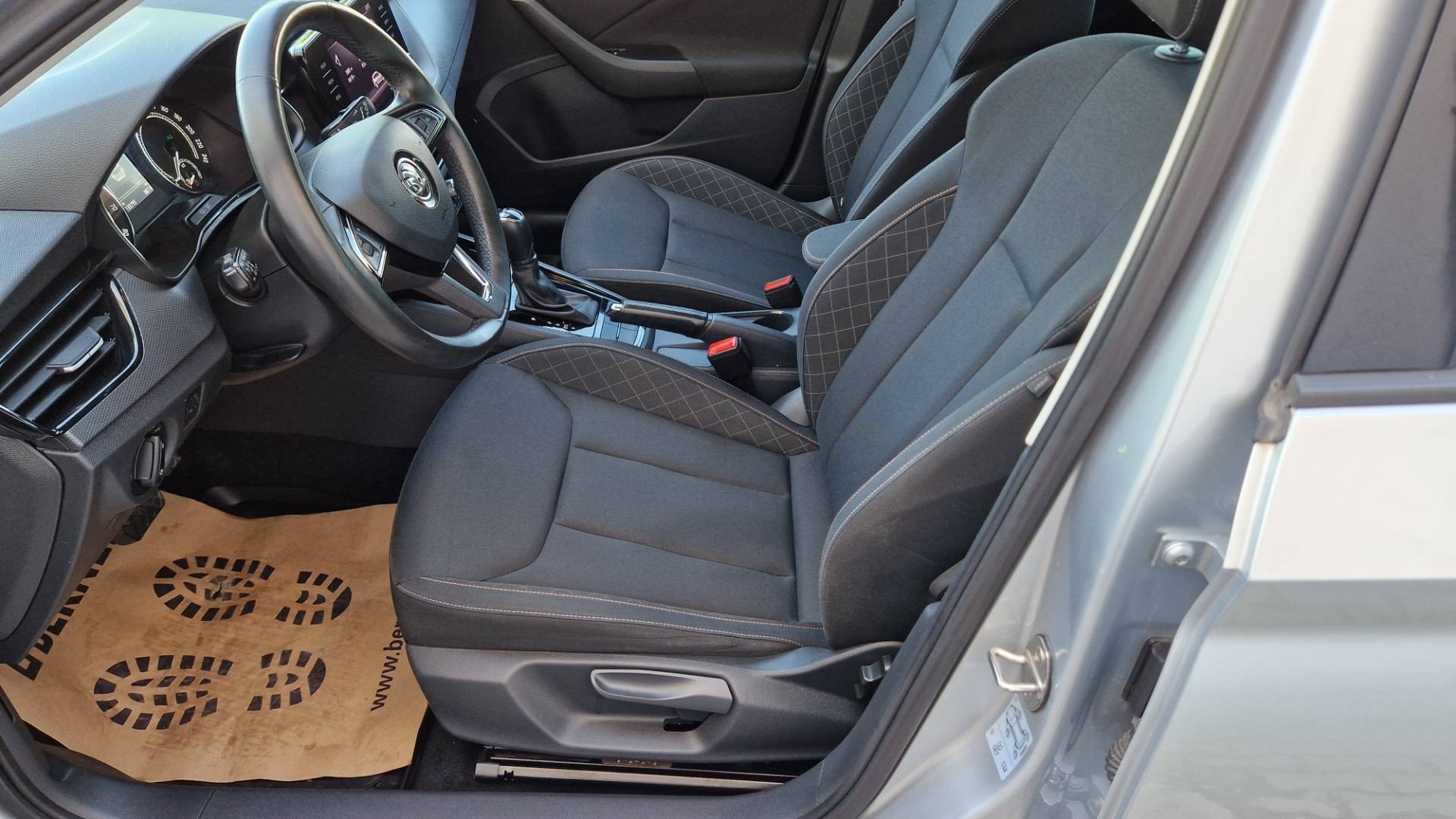 Škoda Kamiq 1.0 TSI Style DSG – Obrázok 27