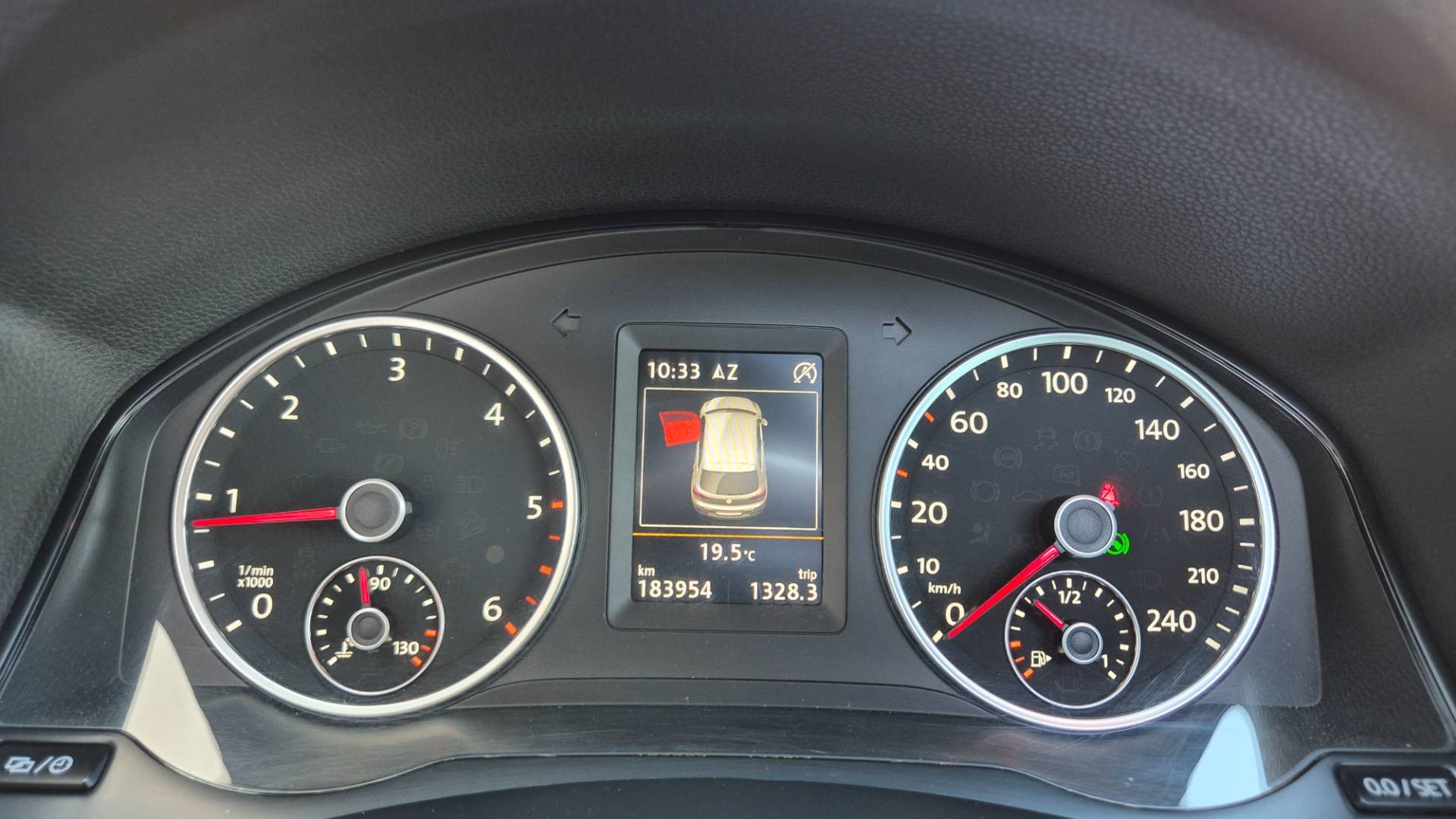 Volkswagen Tiguan 2.0 SCR TDI BMT 4-Motion Sport&Style DSG EU6 – Obrázok 44