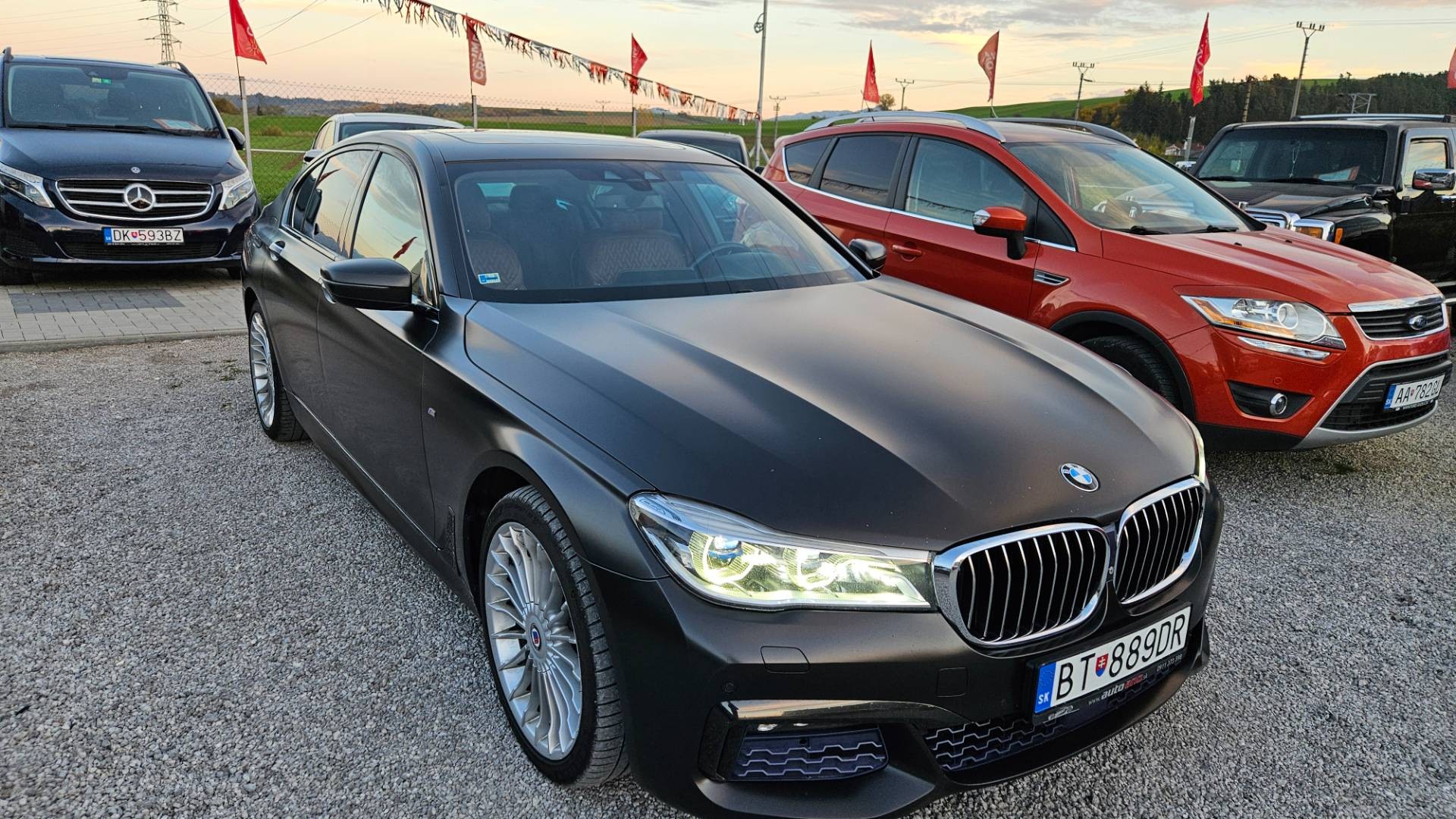 BMW Rad 7 740d xDrive M-PACKET individual – Obrázok 68